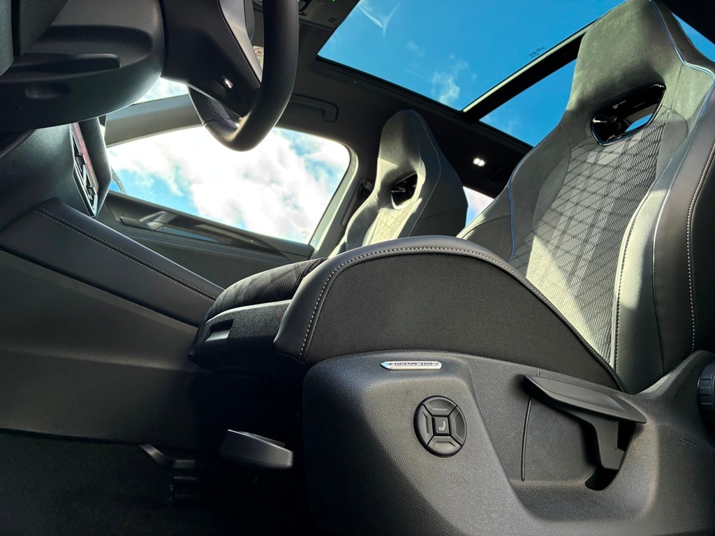 VW Tiguan 2.0 TSI DSG R-Line 4Motion-image-16