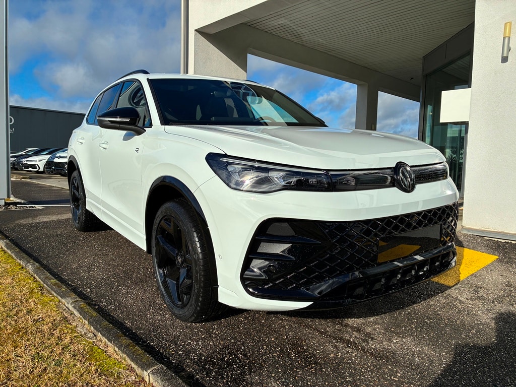VW Tiguan 2.0 TSI DSG R-Line 4Motion-image-1