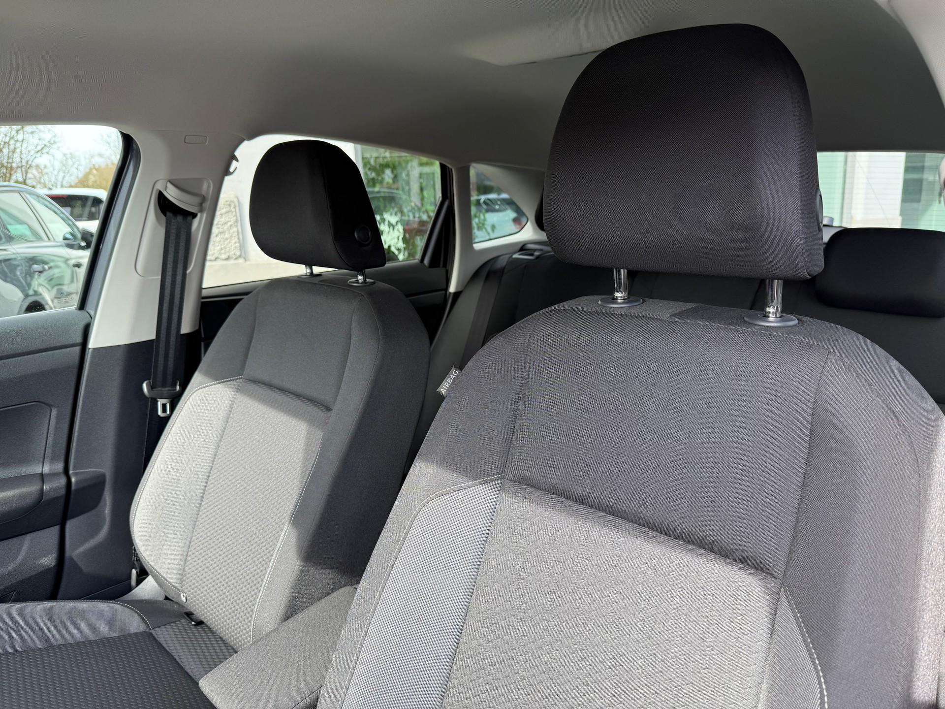 VW Taigo 1.0 TSI Life United DSG-image-8