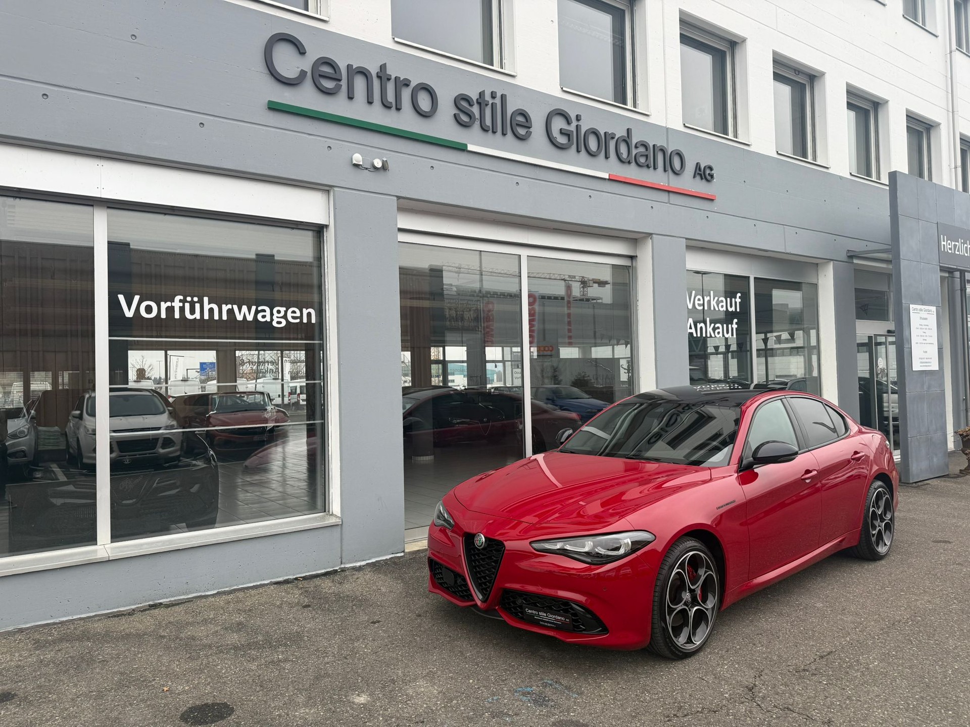 ALFA ROMEO Giulia 2.0 Competizione Pack Sky 280PS Q4 AT8 MY23/24