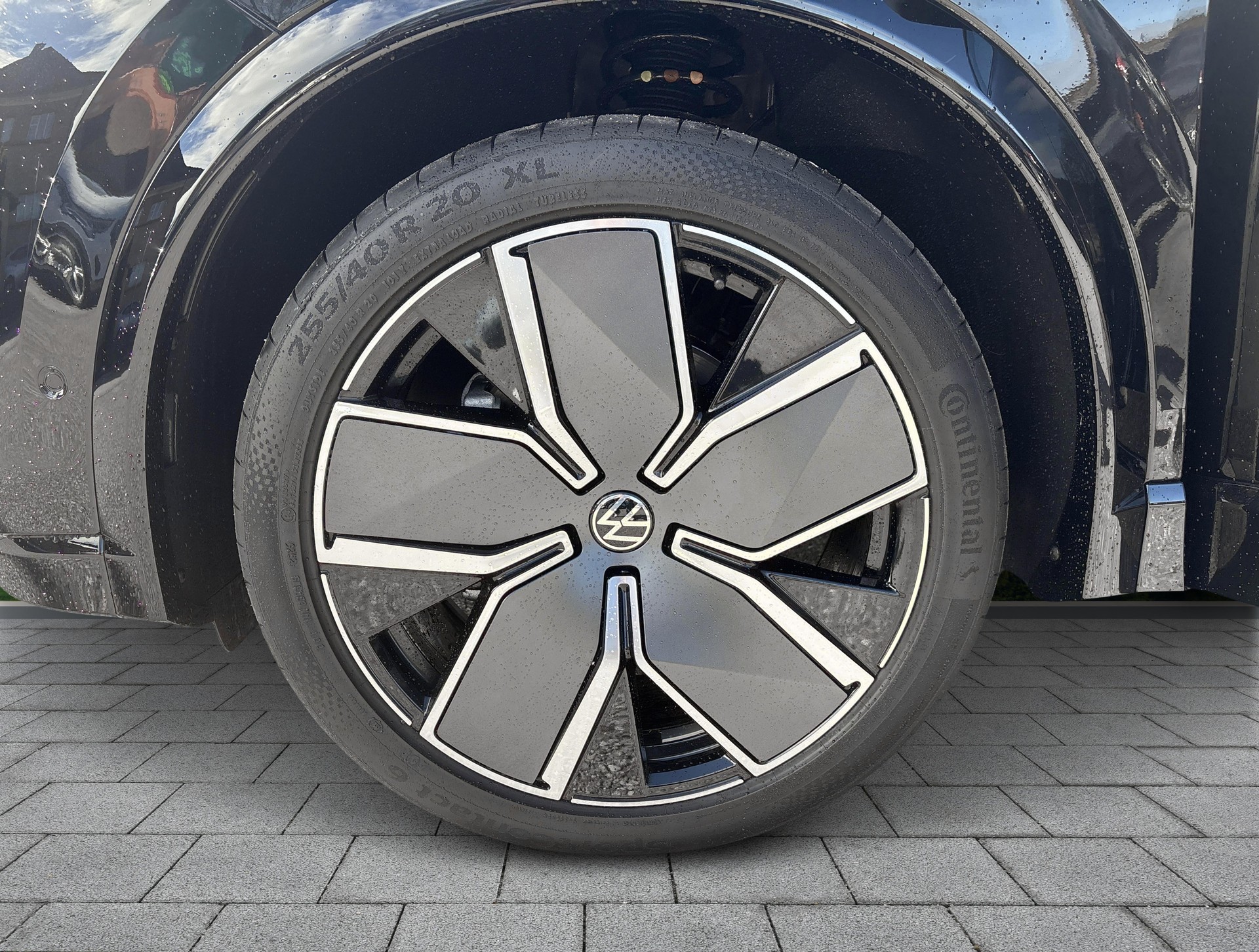 VW Tiguan 2.0 TSI DSG R-Line 4Motion-image-13