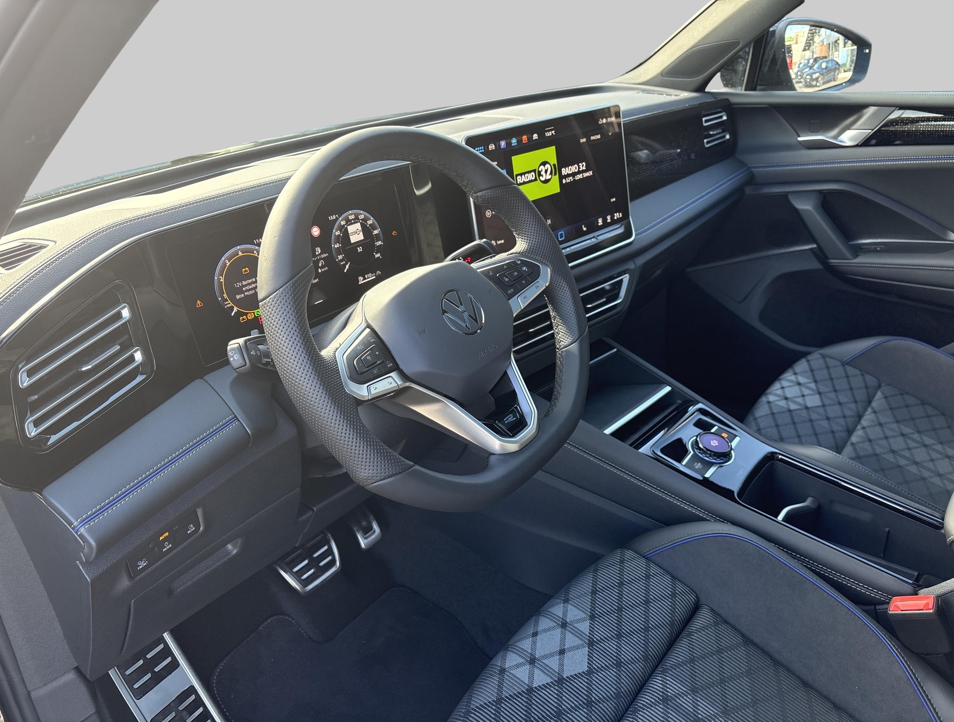 VW Tiguan 2.0 TSI DSG R-Line 4Motion-image-7