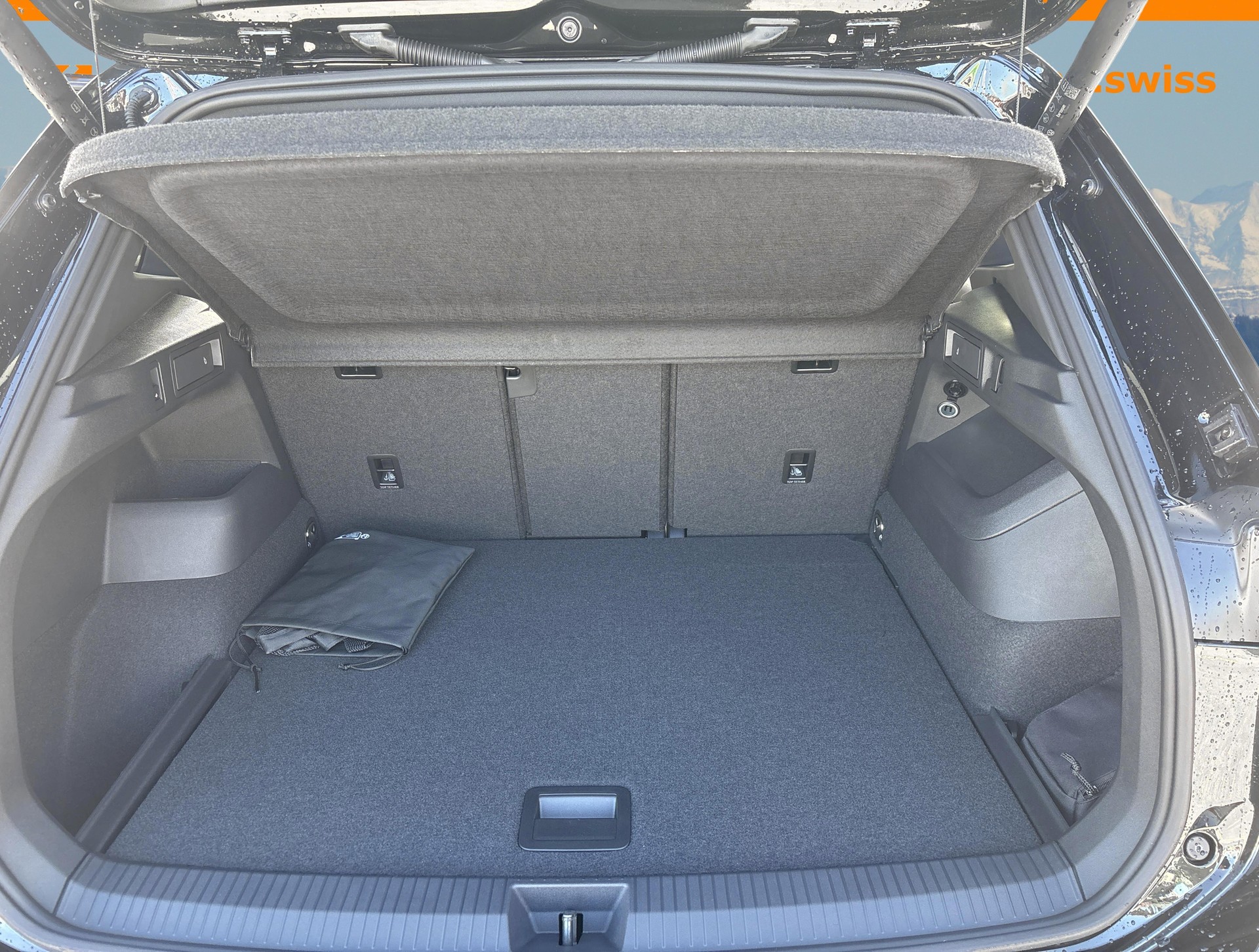 VW Tiguan 2.0 TSI DSG R-Line 4Motion-image-9