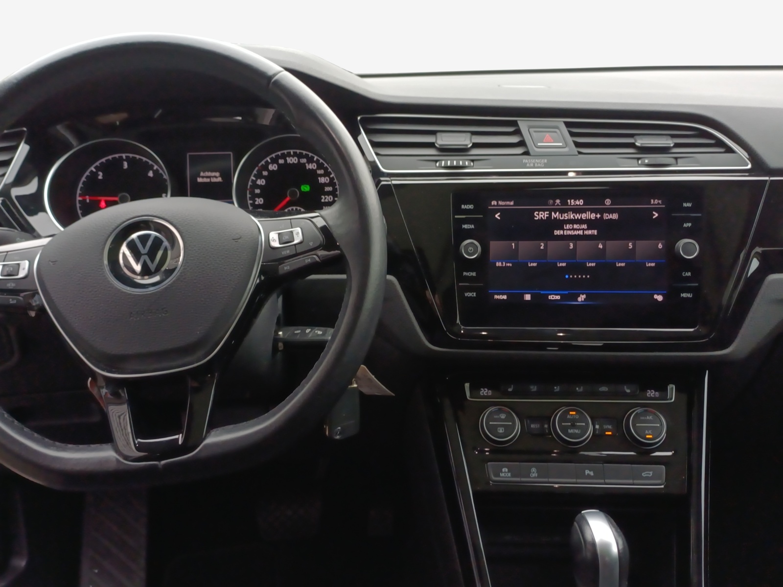 VW Touran 2.0 TDI BlueMotion Technology Highline DSG-image-8