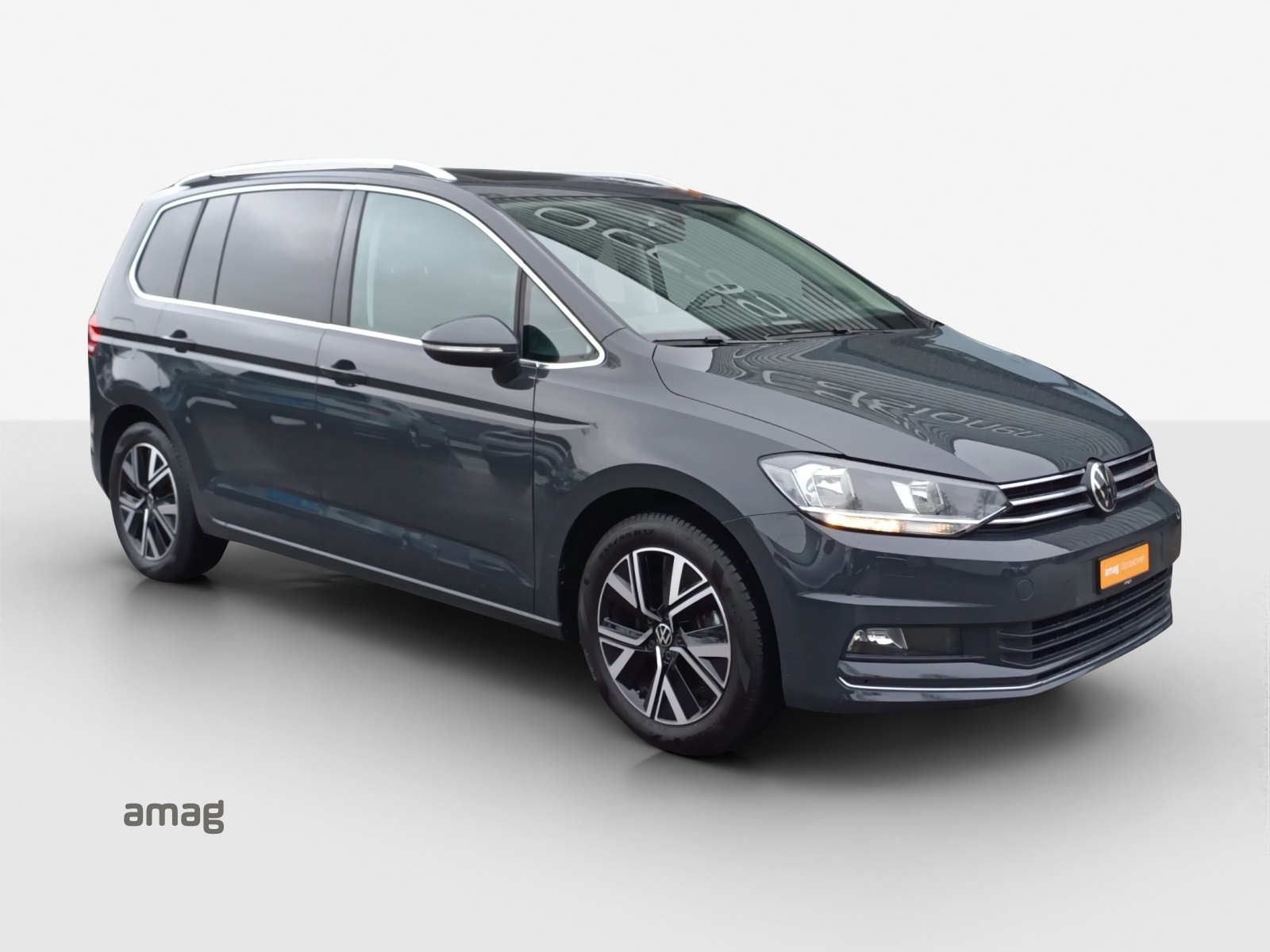 VW Touran 2.0 TDI BlueMotion Technology Highline DSG-image-5