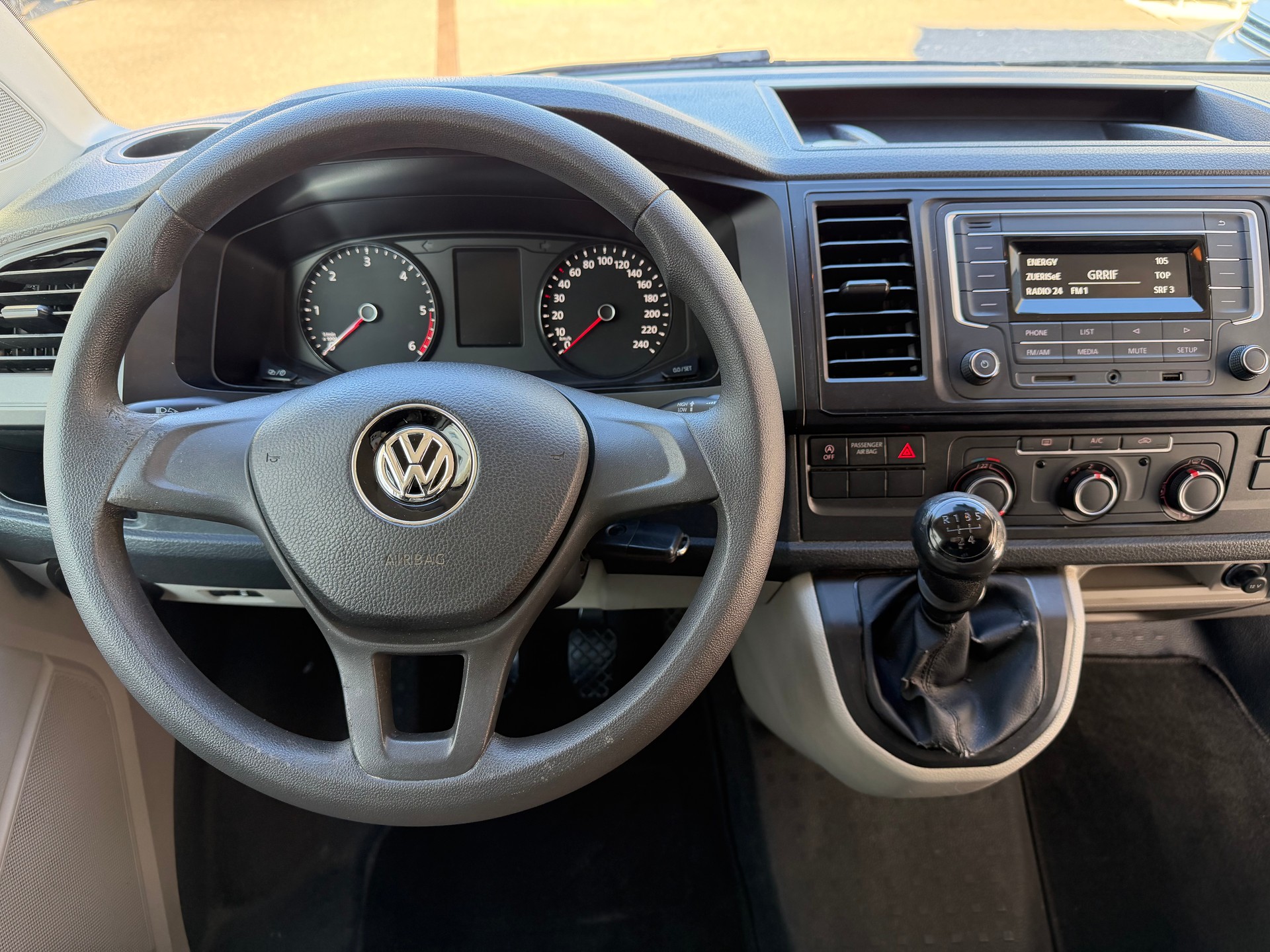 VW T6 2.0 TDI Euro 5-image-17