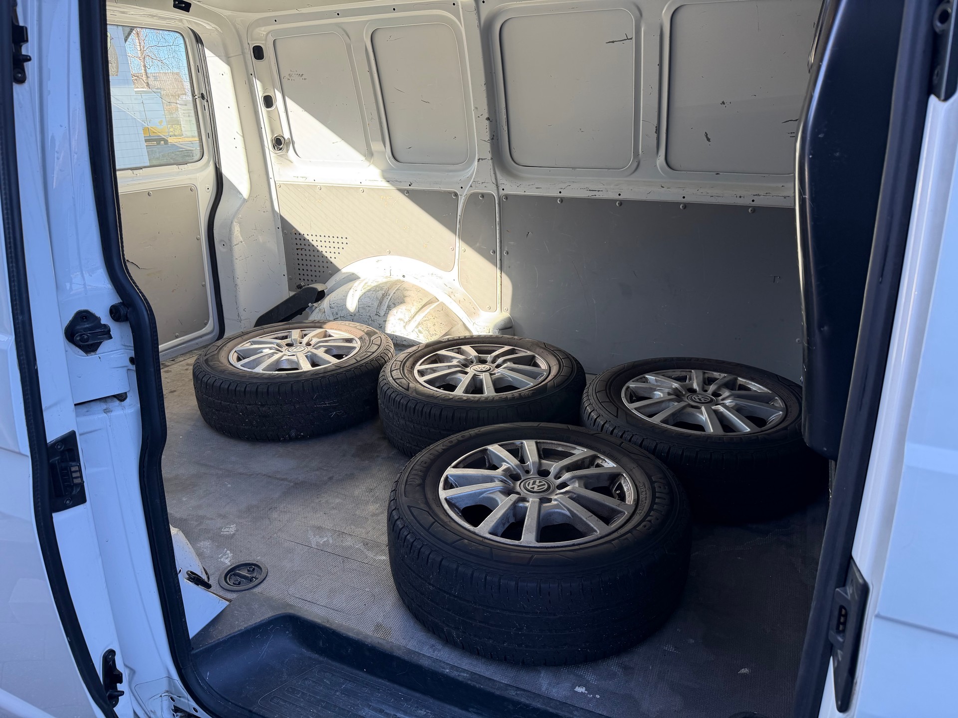 VW T6 2.0 TDI Euro 5-image-22
