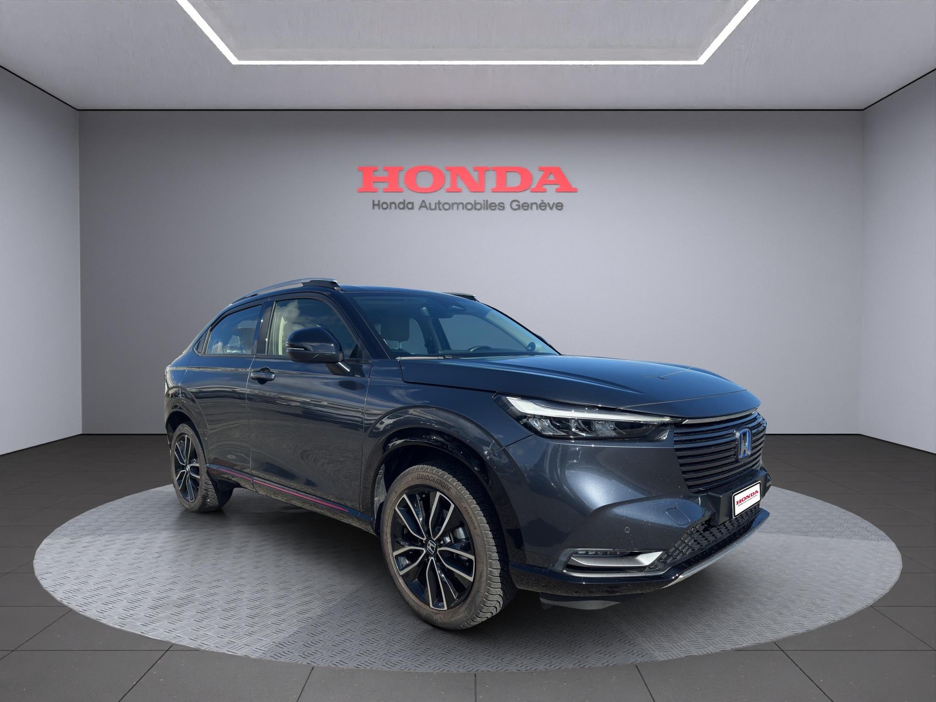 HONDA HR-V 1.5 i-MMD Advance Style-image-1