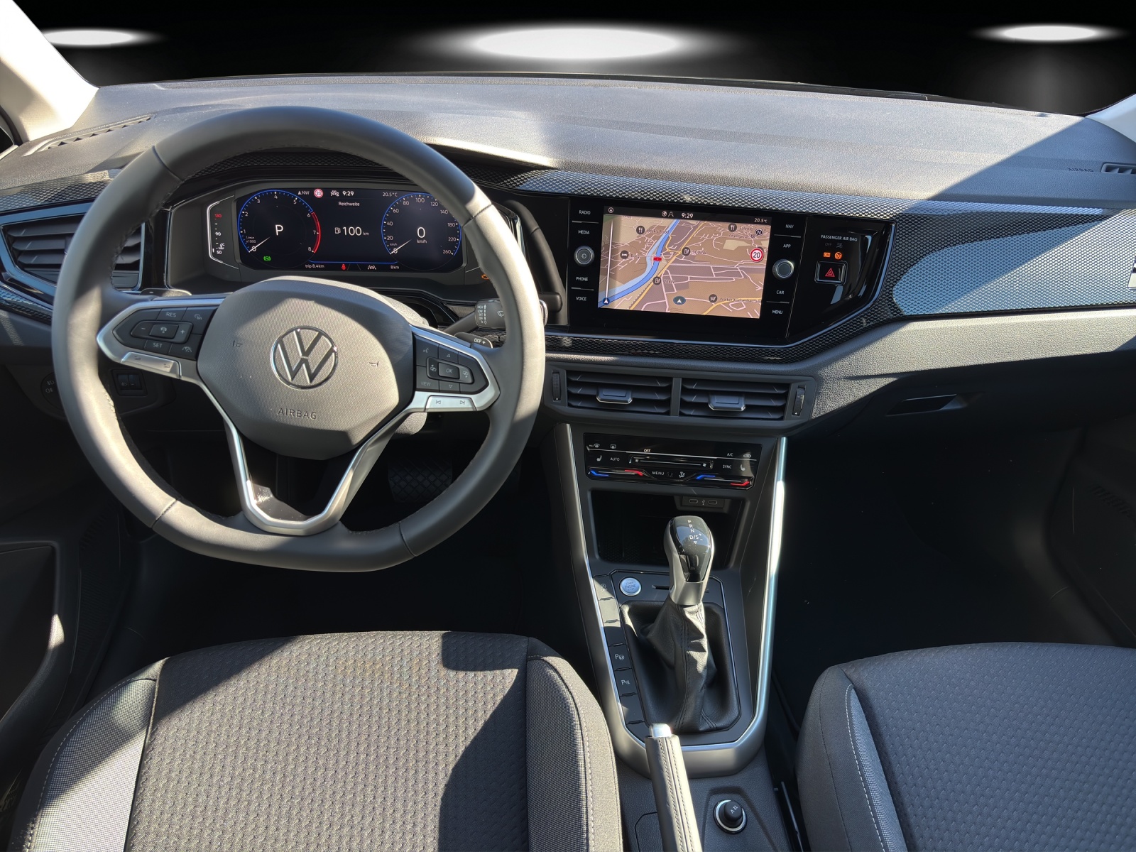 VW Polo 1.0 TSI Life DSG-image-10