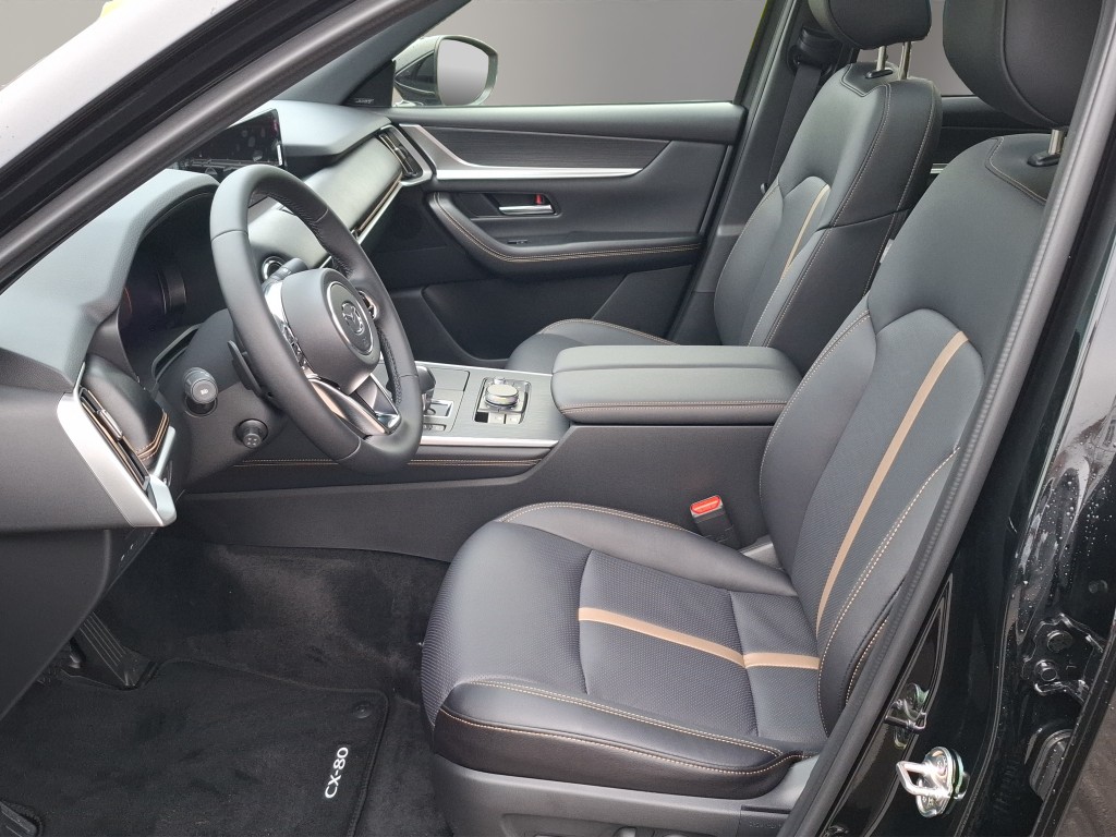 MAZDA CX-80 2.5 PHEV Homura Plus-image-3
