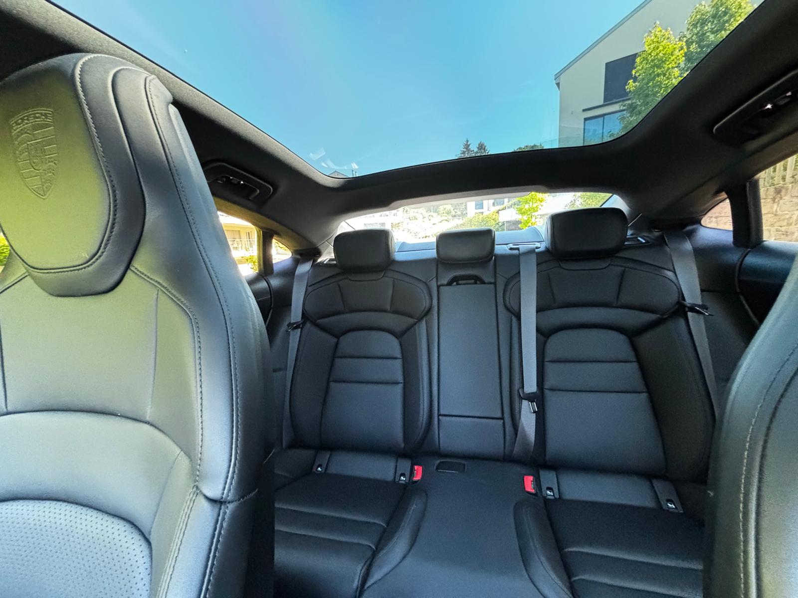 PORSCHE Taycan 4S-image-5
