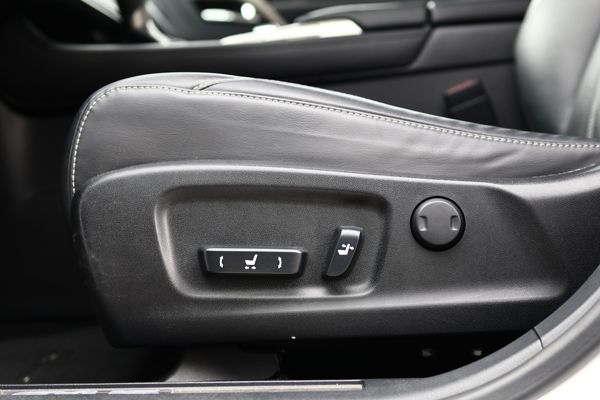 LEXUS RX 450h Comfort-image-12