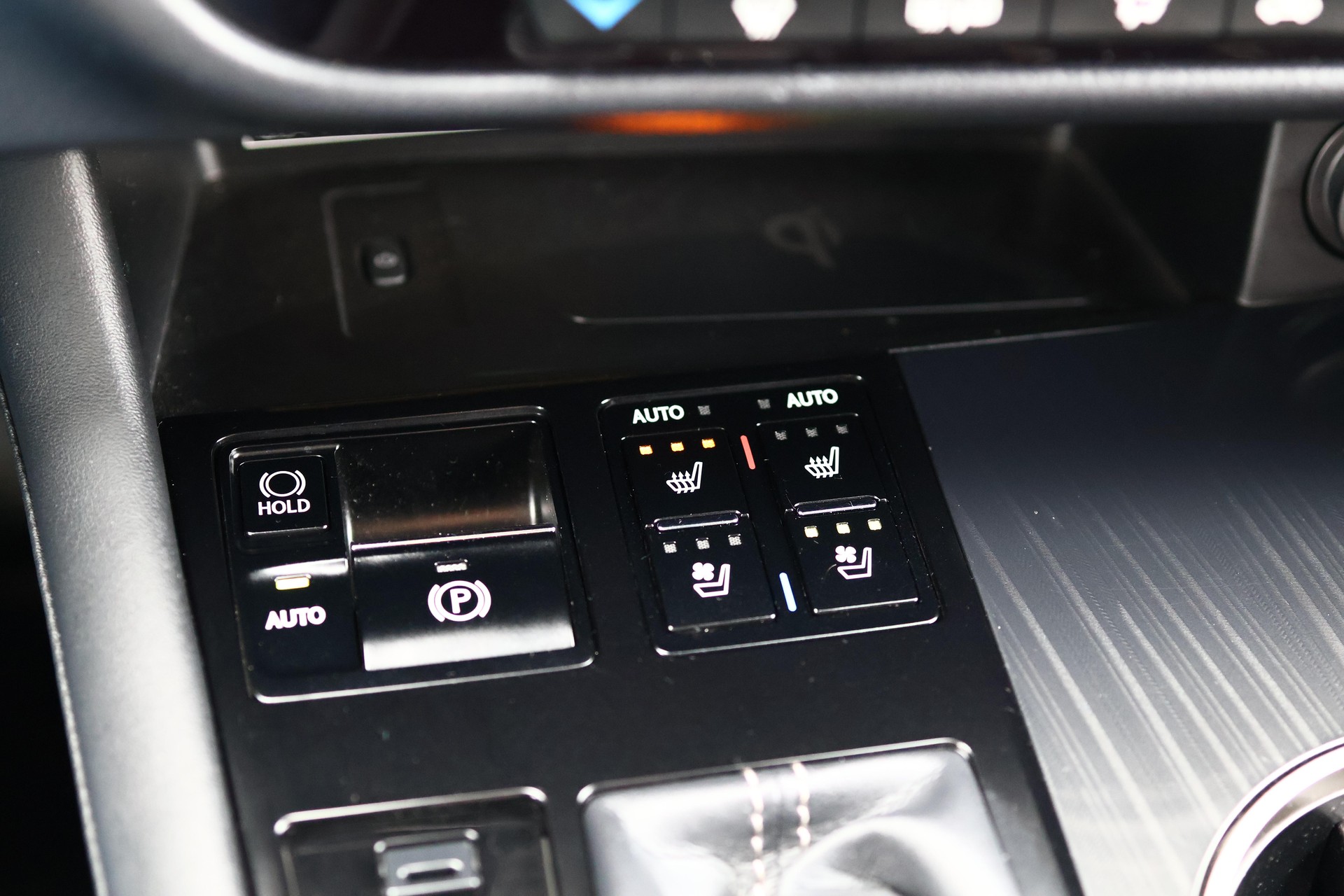 LEXUS RX 450h Comfort * AKTIVIERTE LEXUS GARANTIE * HHC BESTANDEN *-image-20