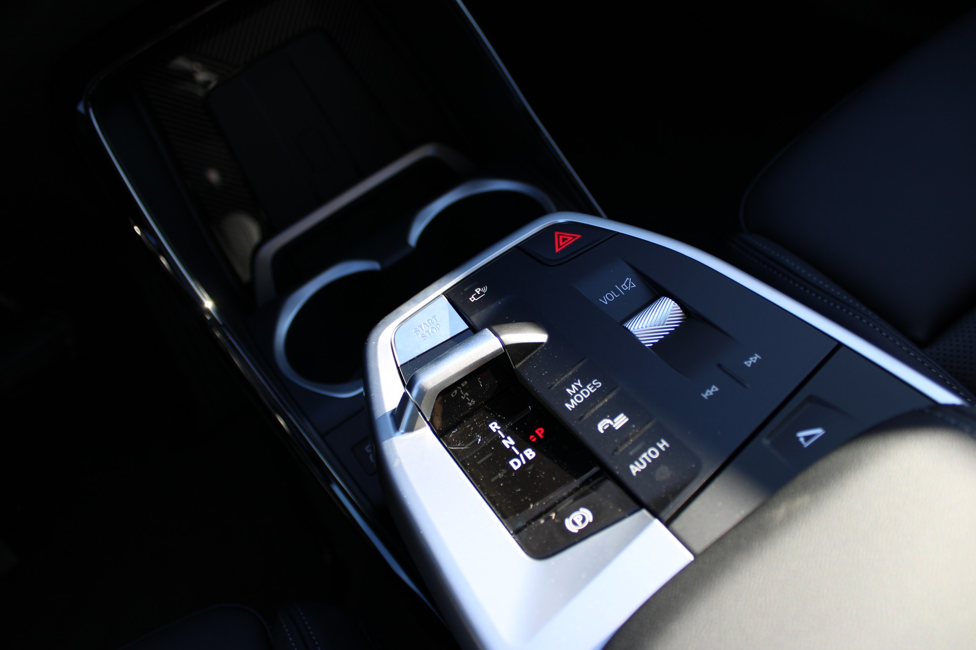BMW iX1 xDrive 30 xLine-image-15