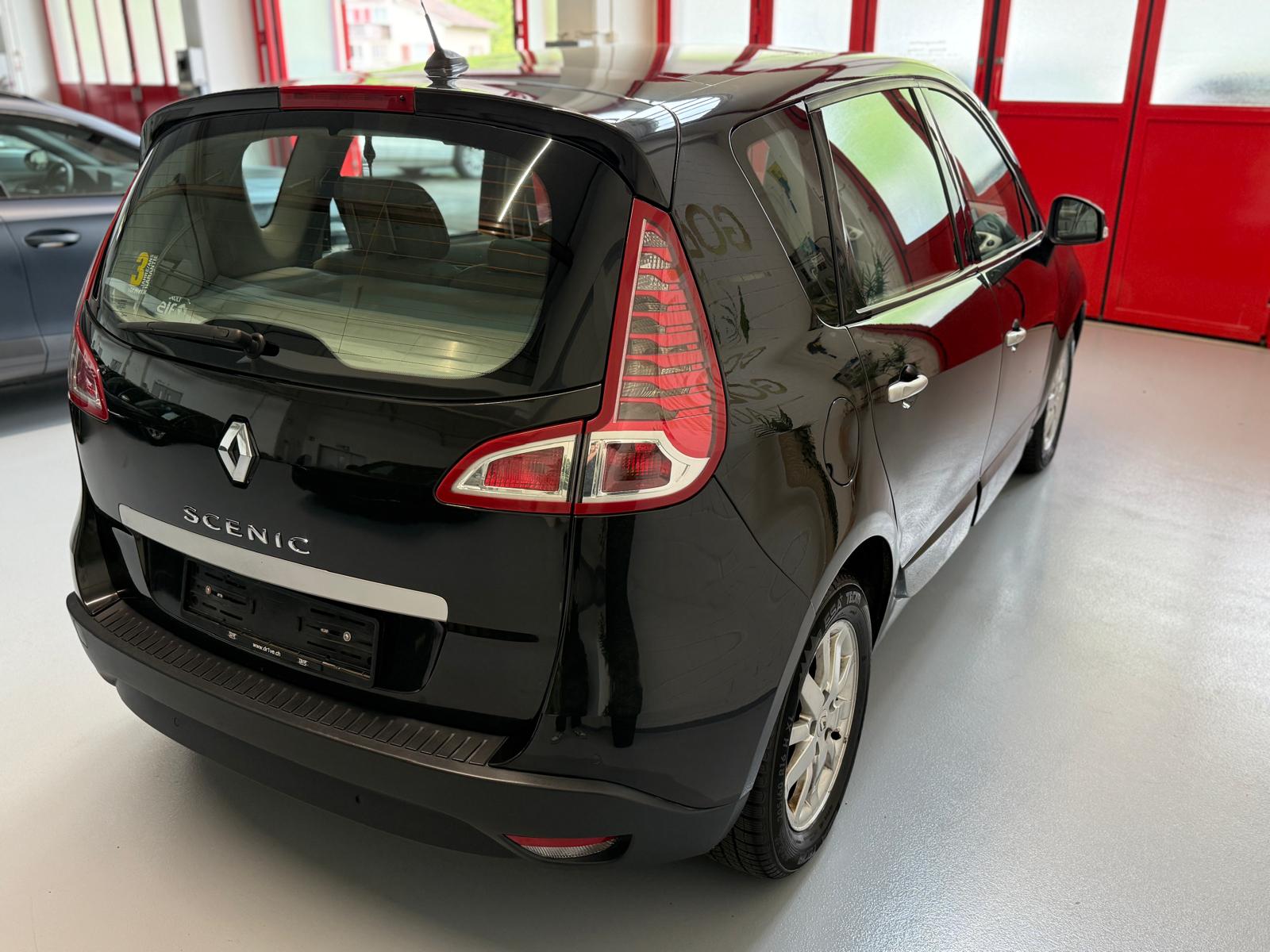 RENAULT Scénic 2.0 16V Expression X-Tronic CVT-image-4