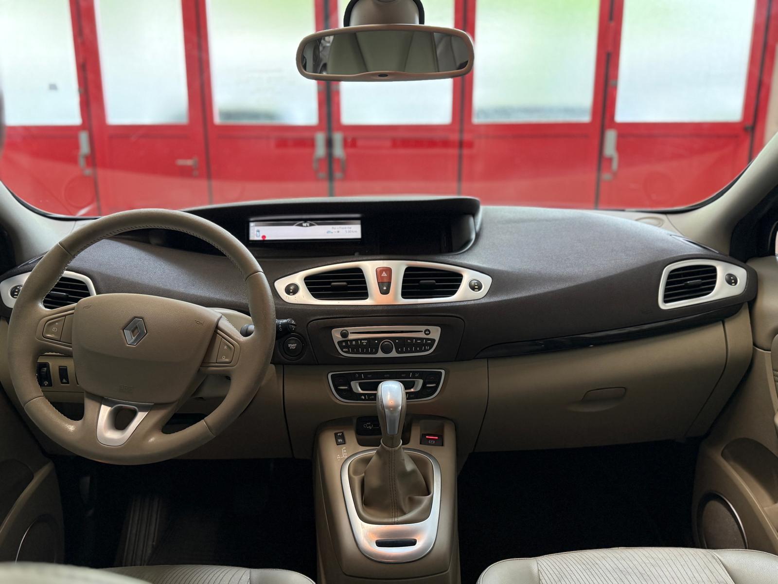 RENAULT Scénic 2.0 16V Expression X-Tronic CVT-image-13