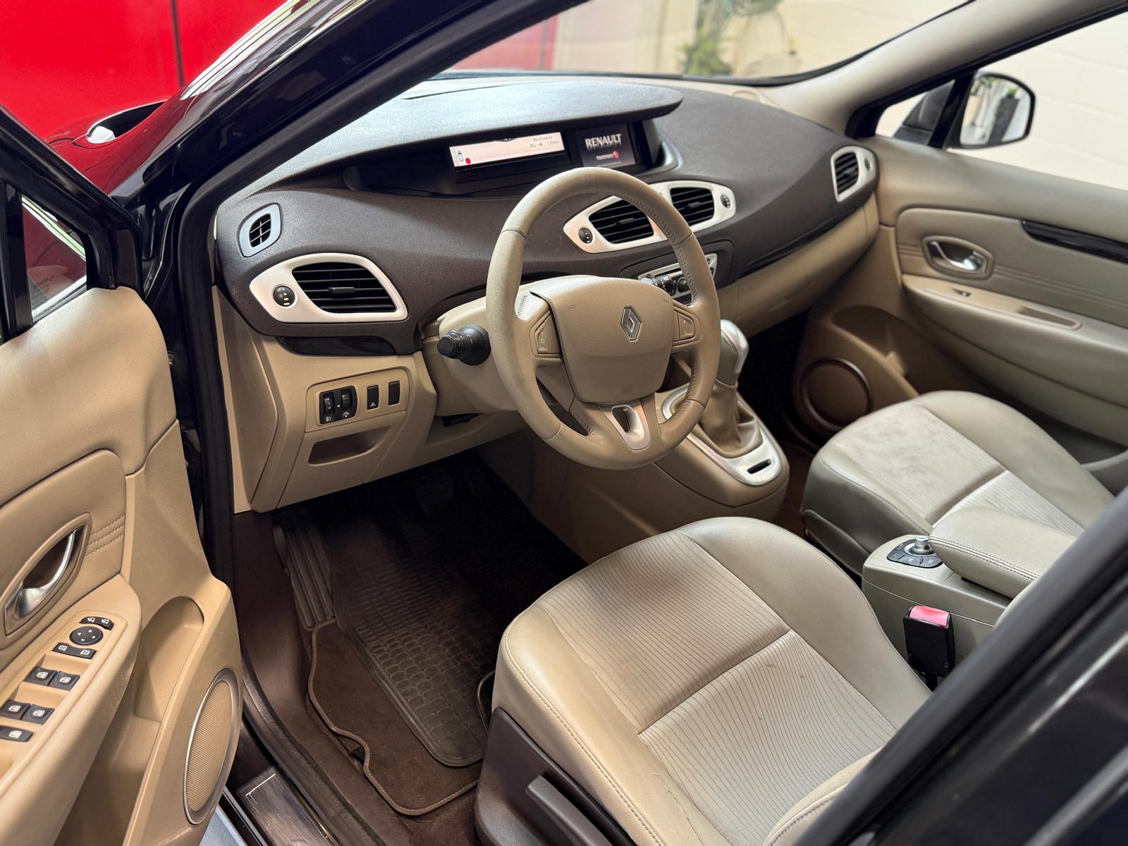 RENAULT Scénic 2.0 16V Expression X-Tronic CVT-image-8