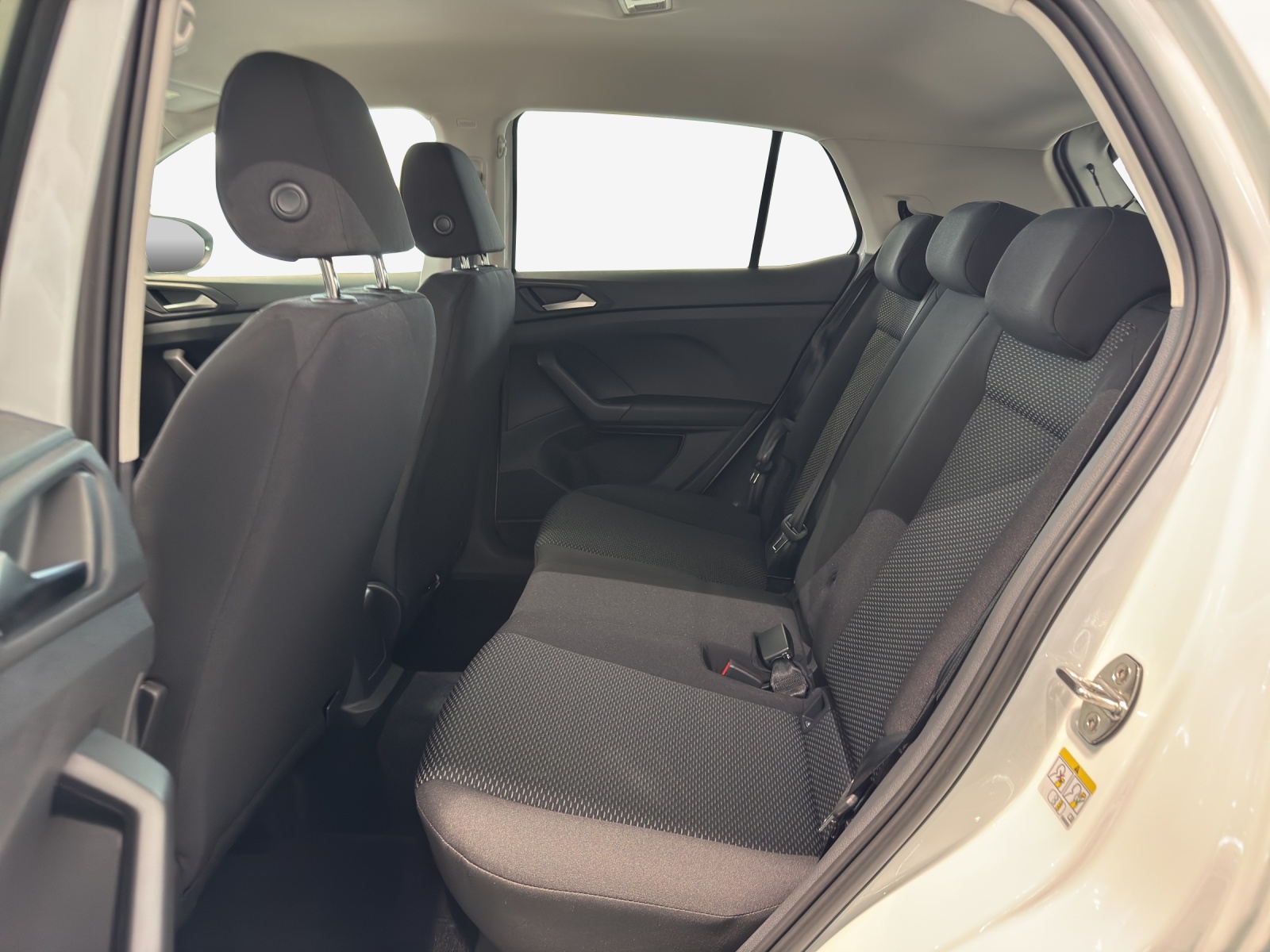 VW T-Cross 1.0 TSI-image-10