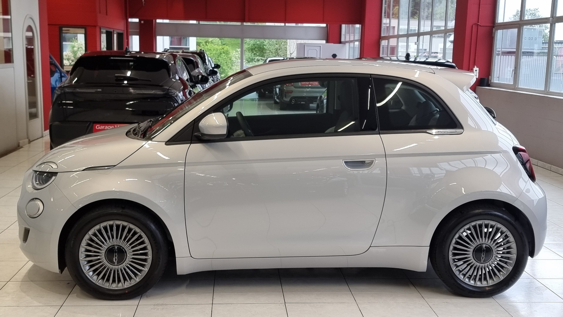 FIAT 500 1.0 Hybrid Torino-showroom-element-2