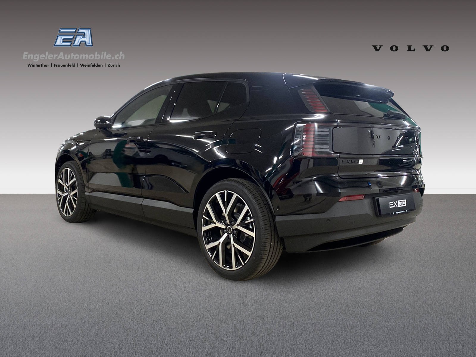VOLVO EX 30 E60 Twin Ultra Performance Sw. Black Ed. AWD-image-3