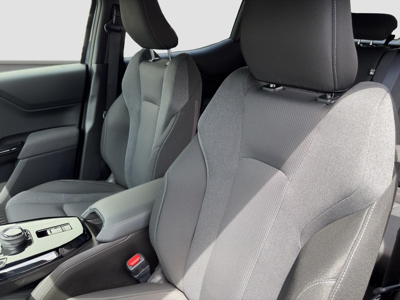 TOYOTA Urban Cruiser Trend AWD-image-9