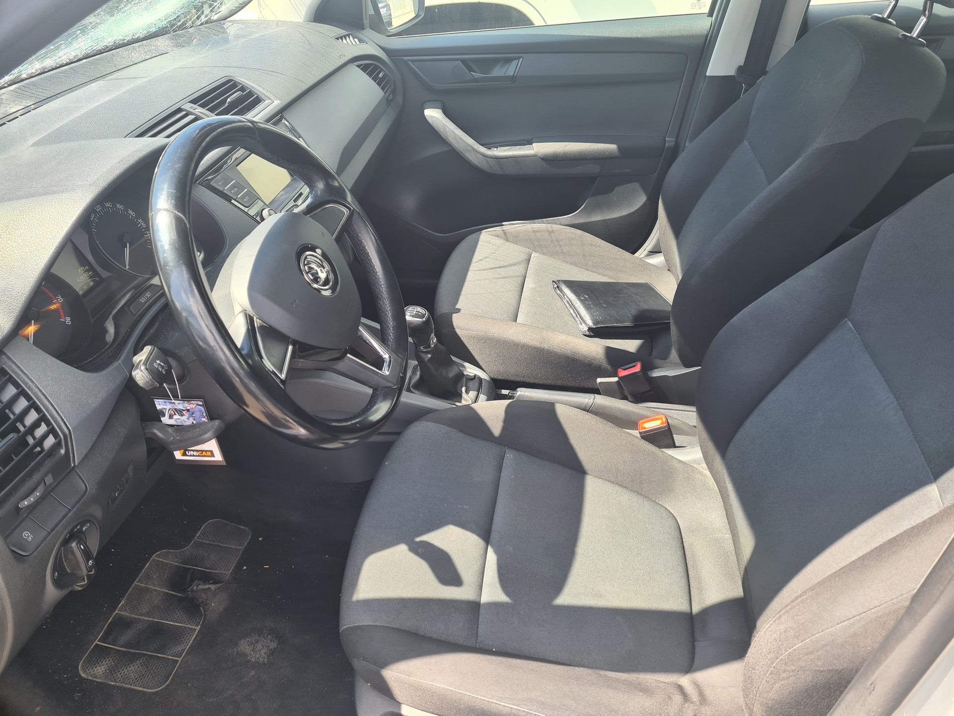 SKODA Fabia 1.2 TSI Active-image-6