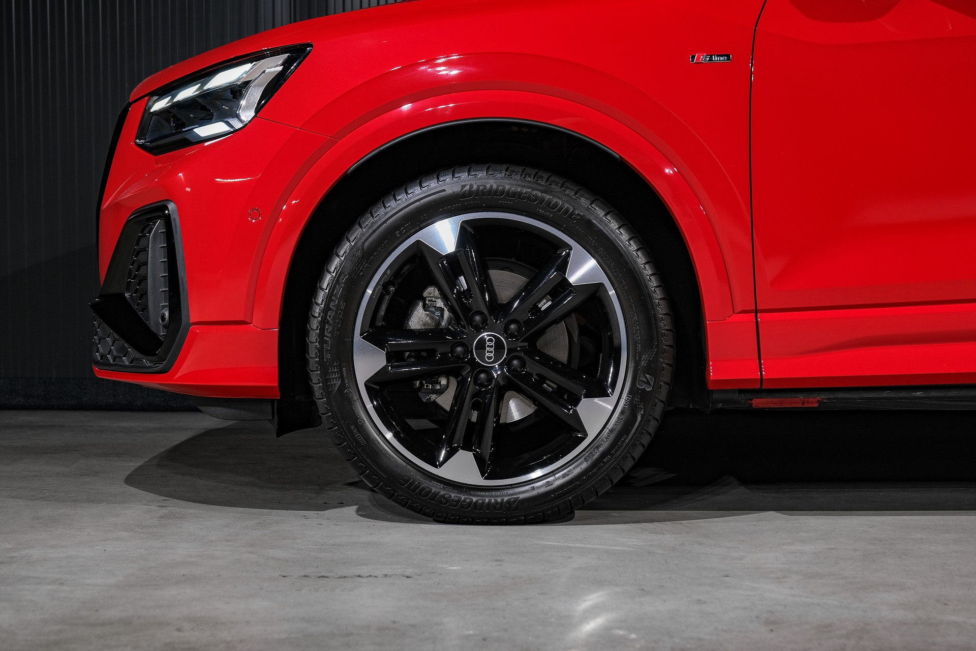 AUDI Q2 35 TFSI S line S-tronic-image-29