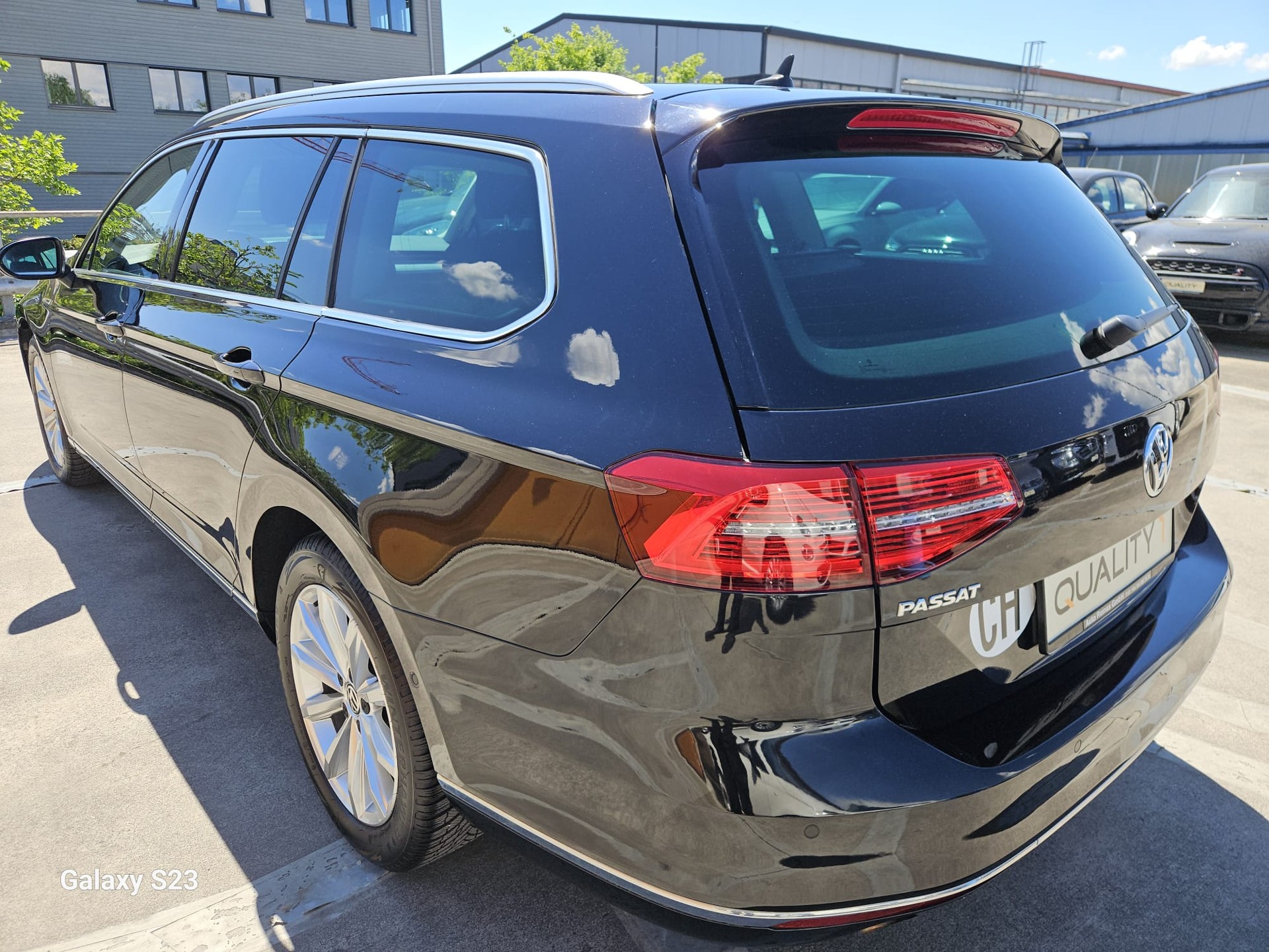 VW Passat Variant 2.0 TDI BMT Highline DSG 4Motion-showroom-element-2