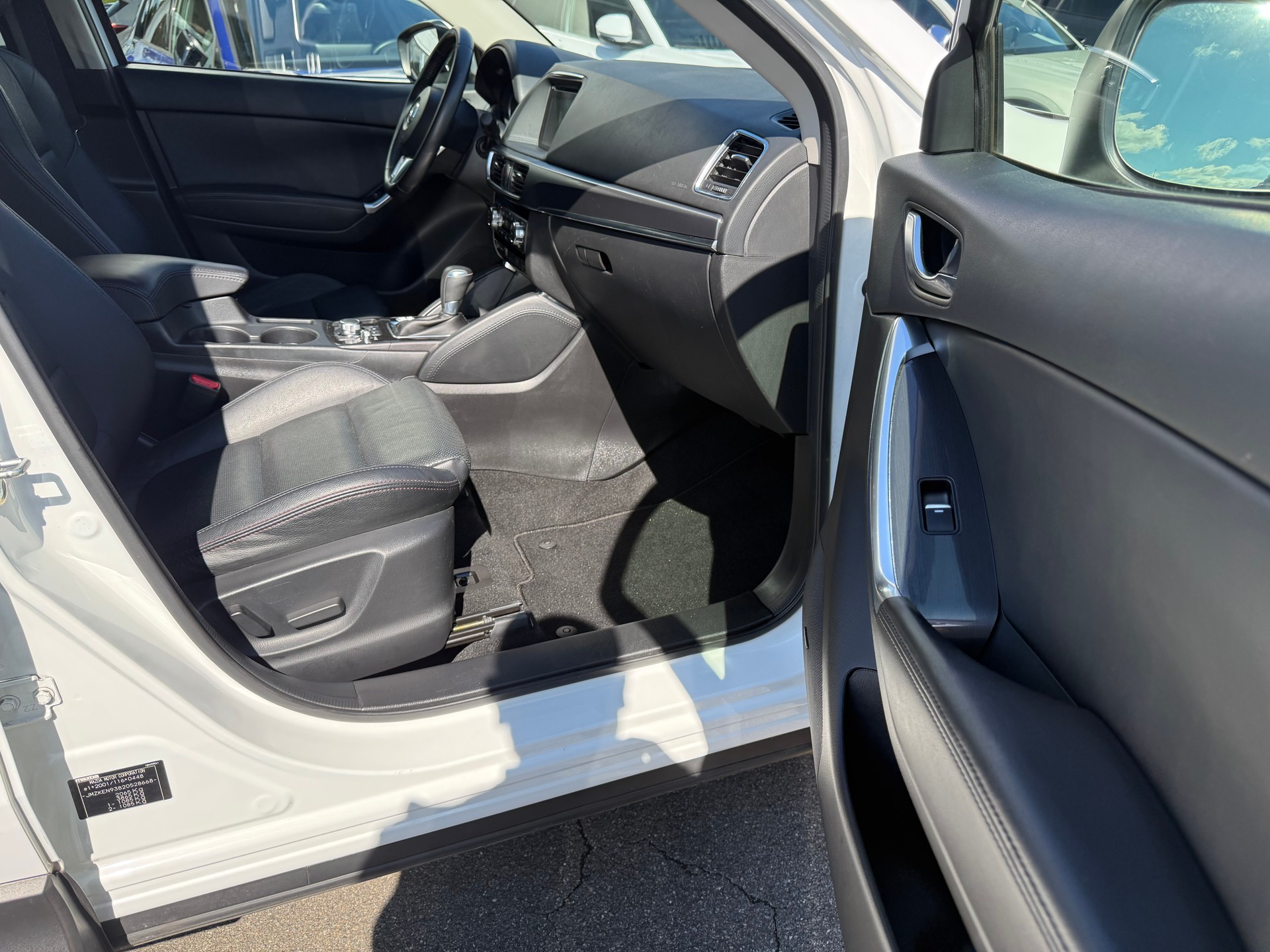 MAZDA CX-5 2.5 Revolution AWD Skyactive-G Automatic-image-17