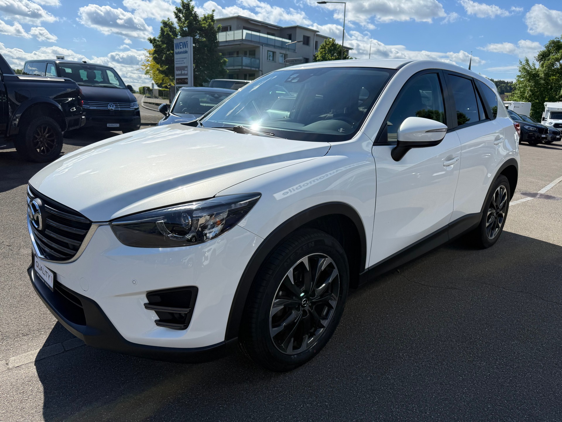 MAZDA CX-5 2.5 Revolution AWD Skyactive-G Automatic-showroom-element-2