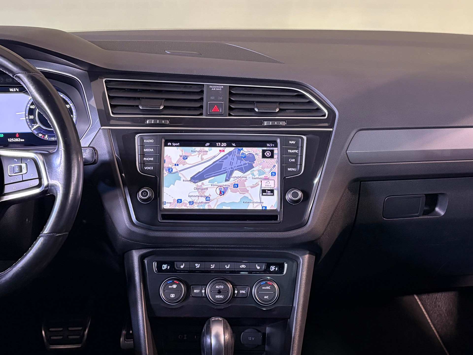 VW Tiguan 2.0TSI Highline 4Motion DSG***R-Line***-image-22