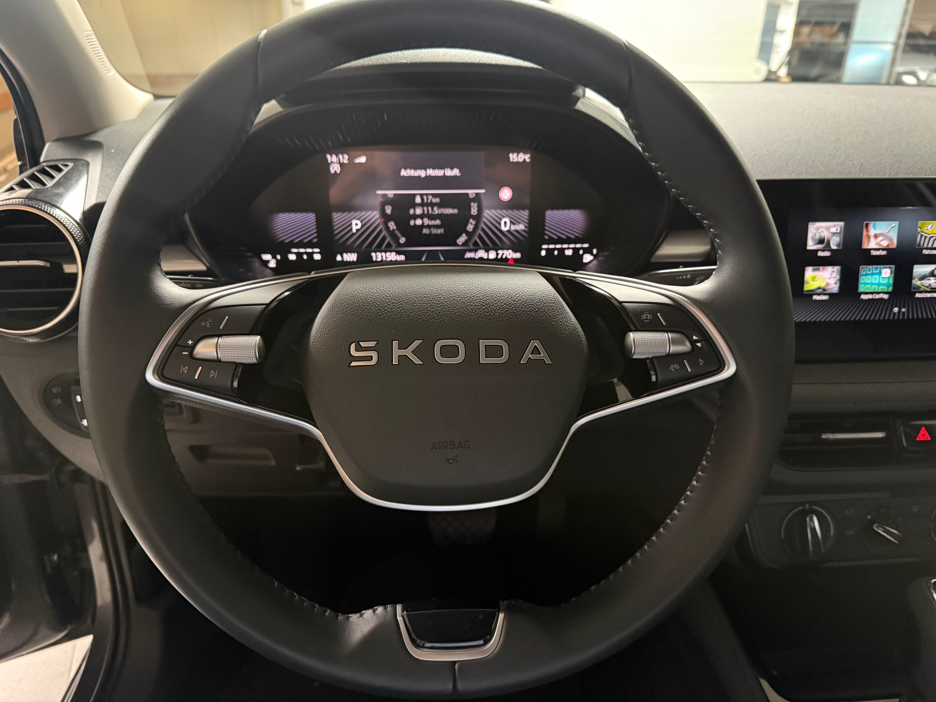 SKODA Fabia 1.0 TSI Dynamic DSG-image-22