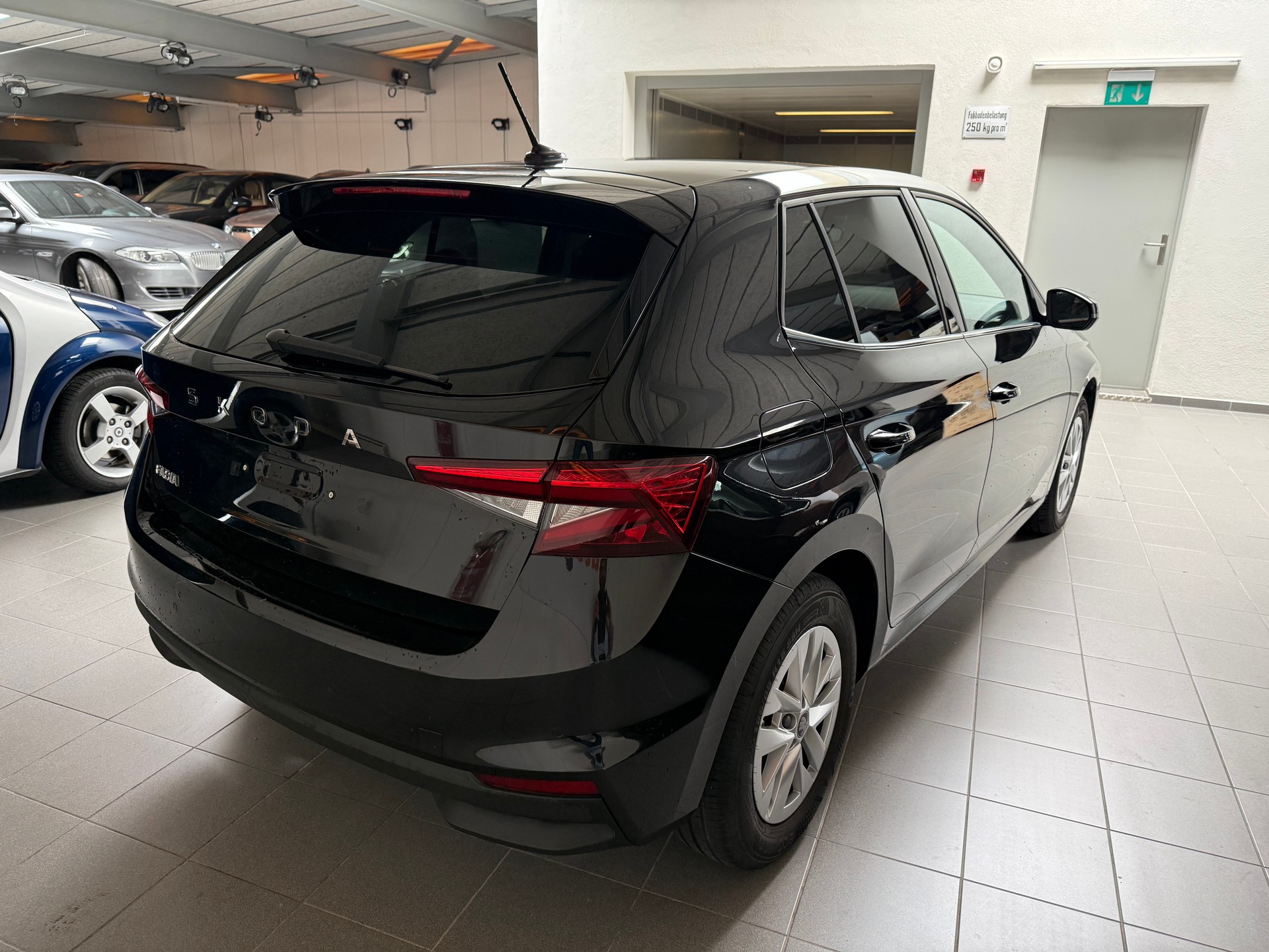 SKODA Fabia 1.0 TSI Dynamic DSG-image-8