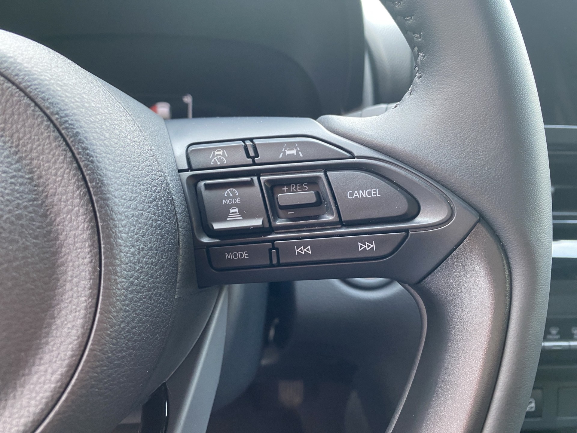 TOYOTA Yaris Cross 1.5 Trend AWDi e-CVT-image-18