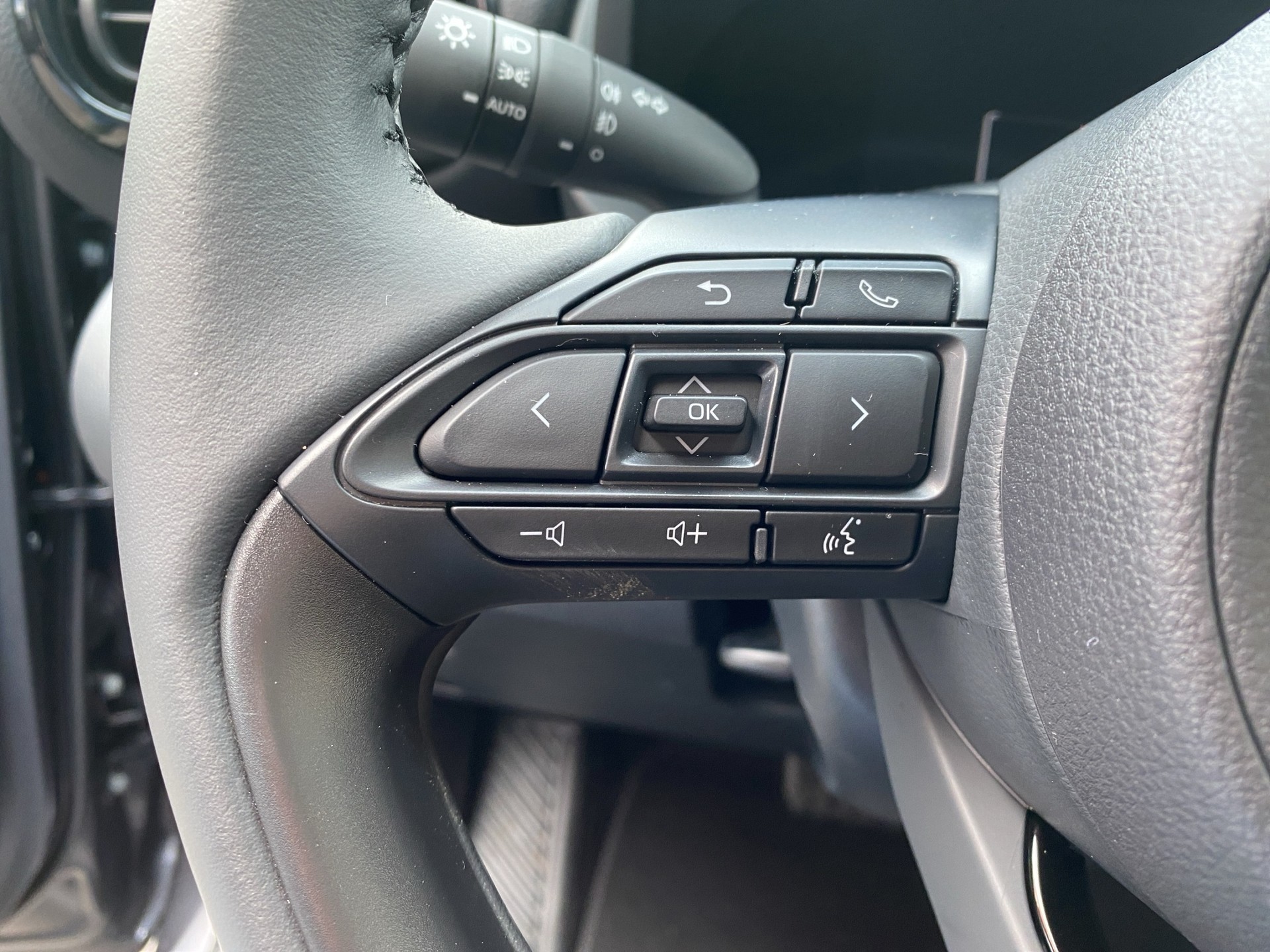 TOYOTA Yaris Cross 1.5 Trend AWDi e-CVT-image-19