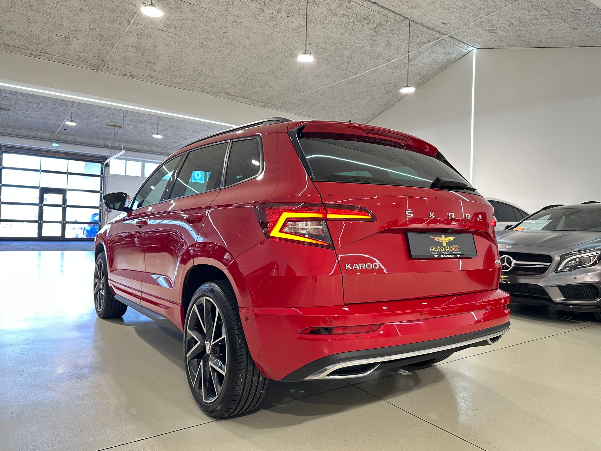 SKODA Karoq 2.0 TSI SportLine 4x4 DSG-image-5