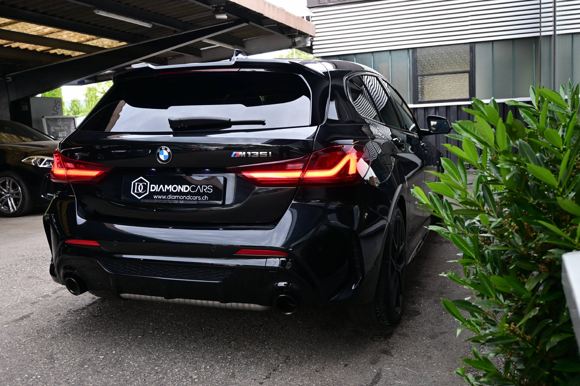 BMW M135i xDrive **M-Performance**-image-6