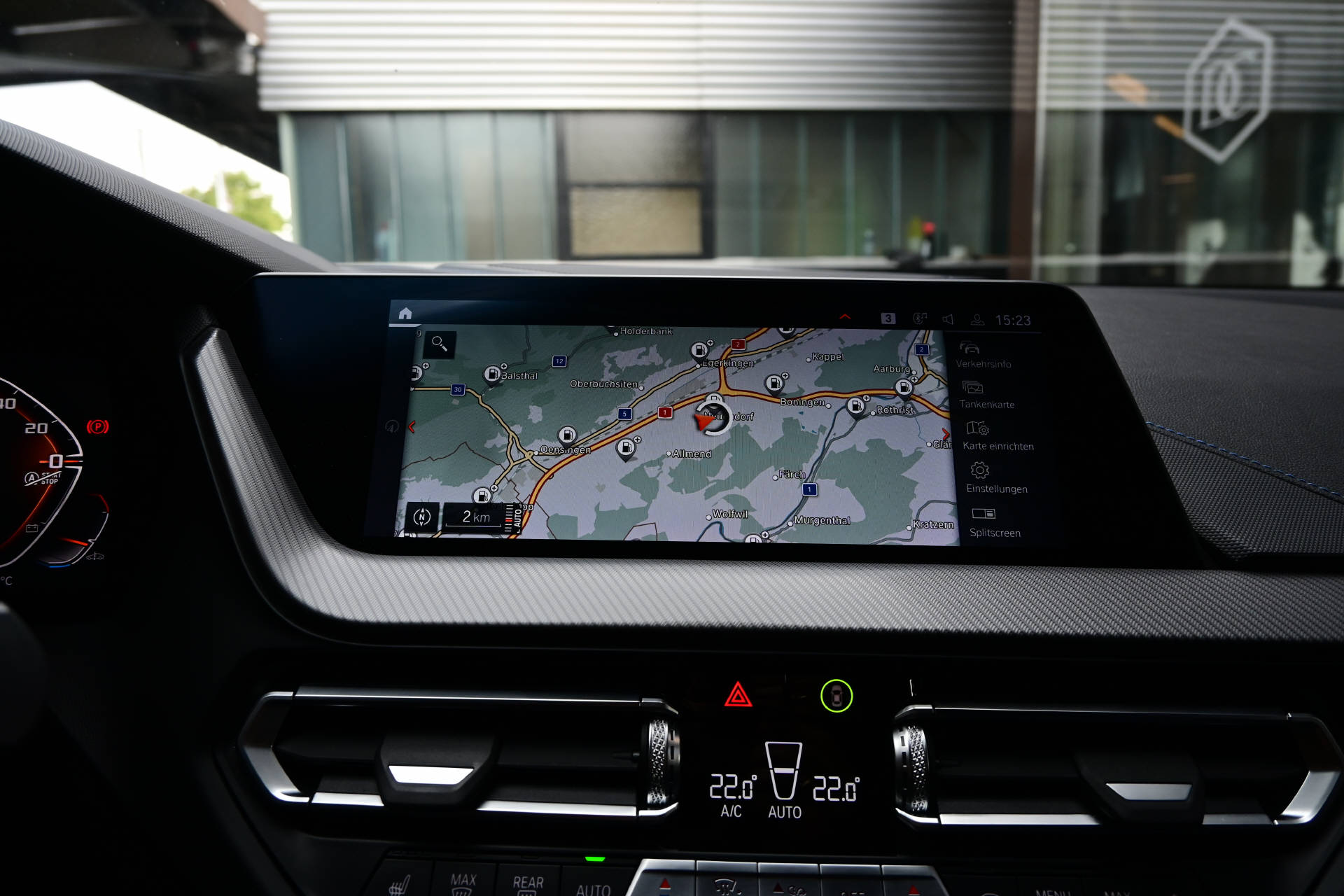 BMW M135i xDrive **M-Performance**-image-14