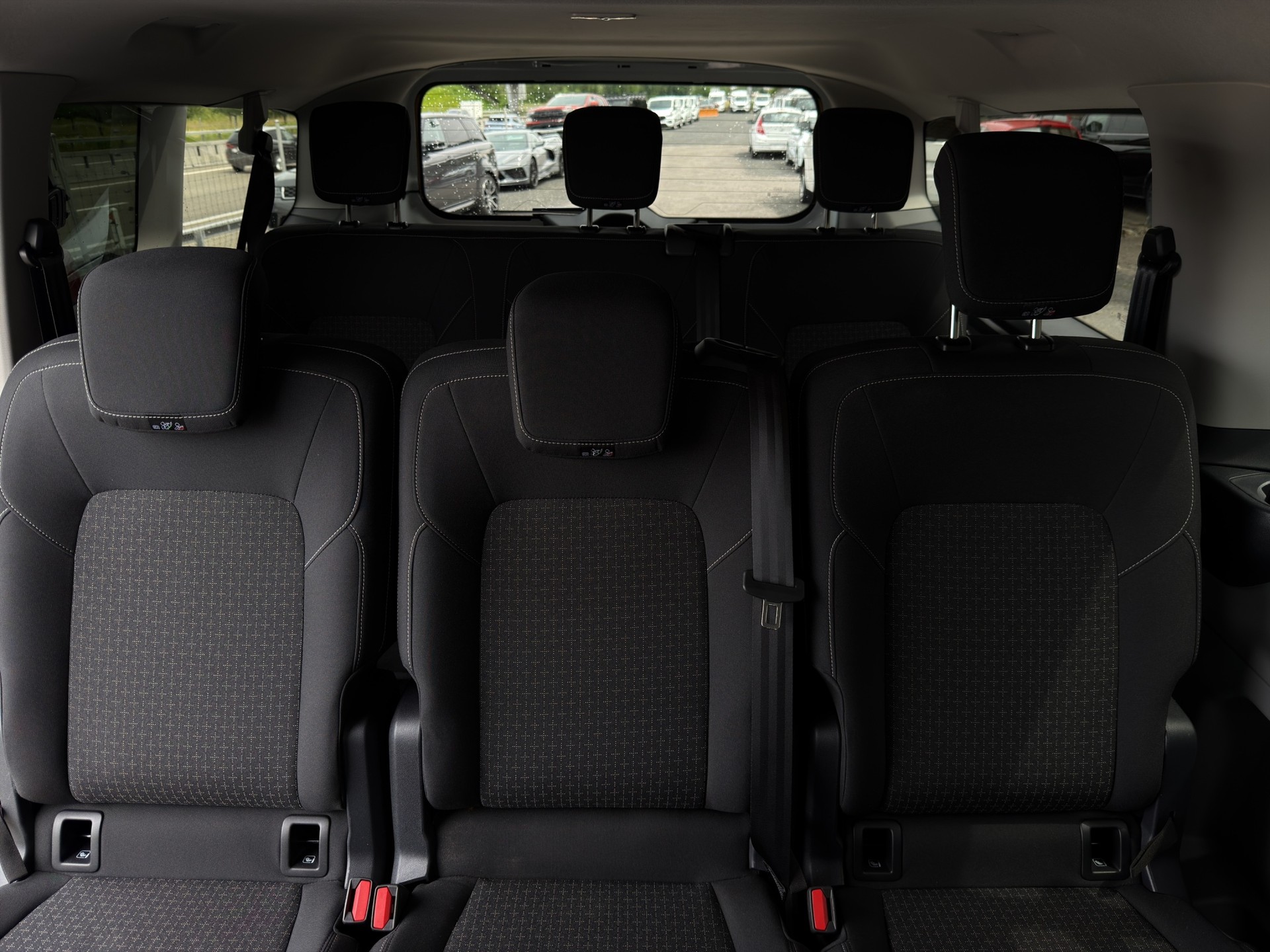 FORD Transit Custom Combi 320 L2H1 Trend Automat-image-10