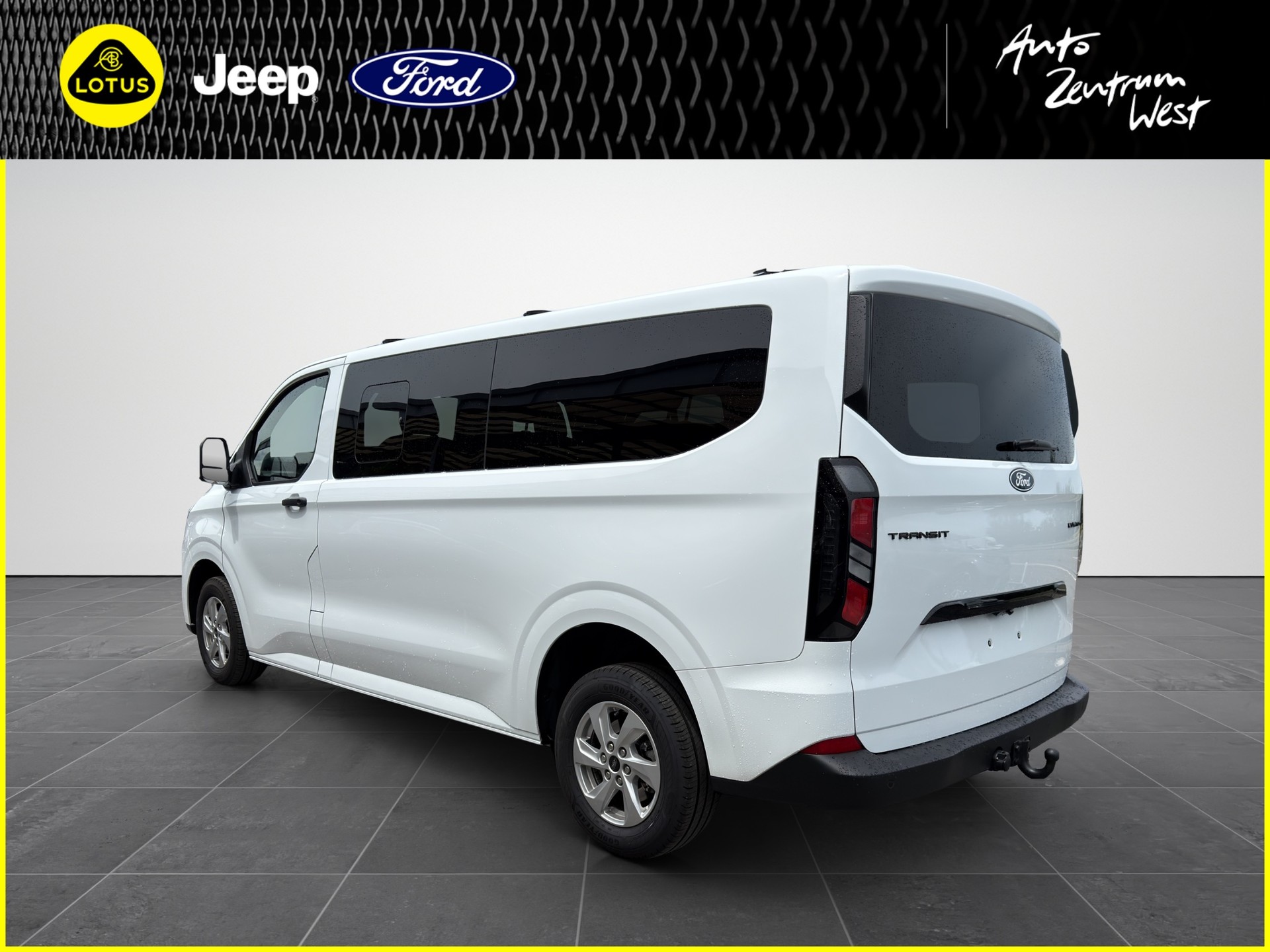 FORD Transit Custom Combi 320 L2H1 Trend Automat-image-2