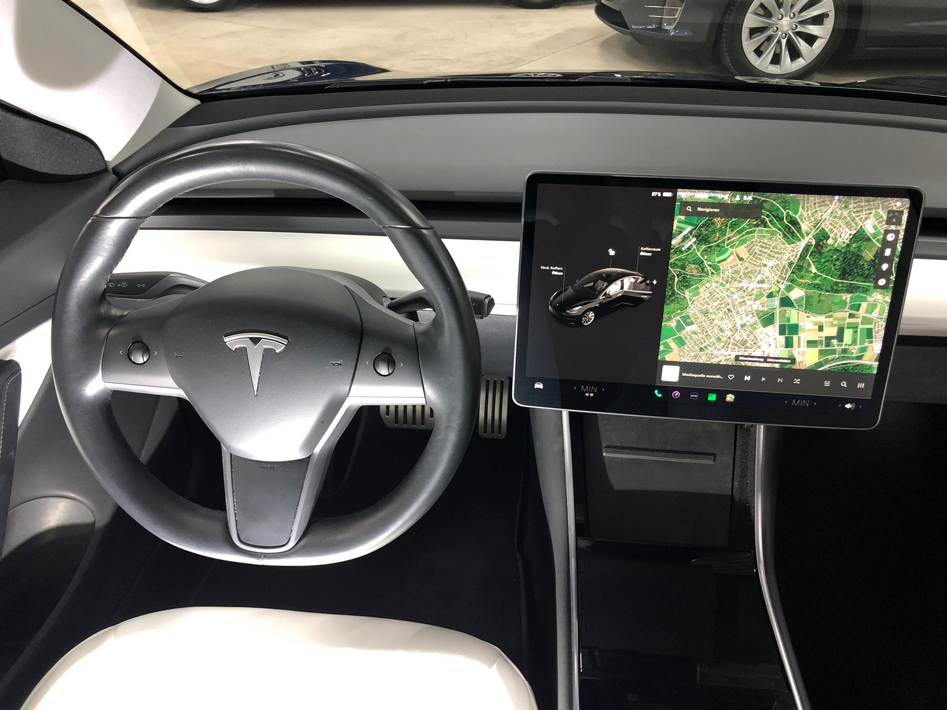 TESLA Model 3 Performance 513PS Dual Motor AWD / Autopilot 3.0 inkl. FSD-image-11