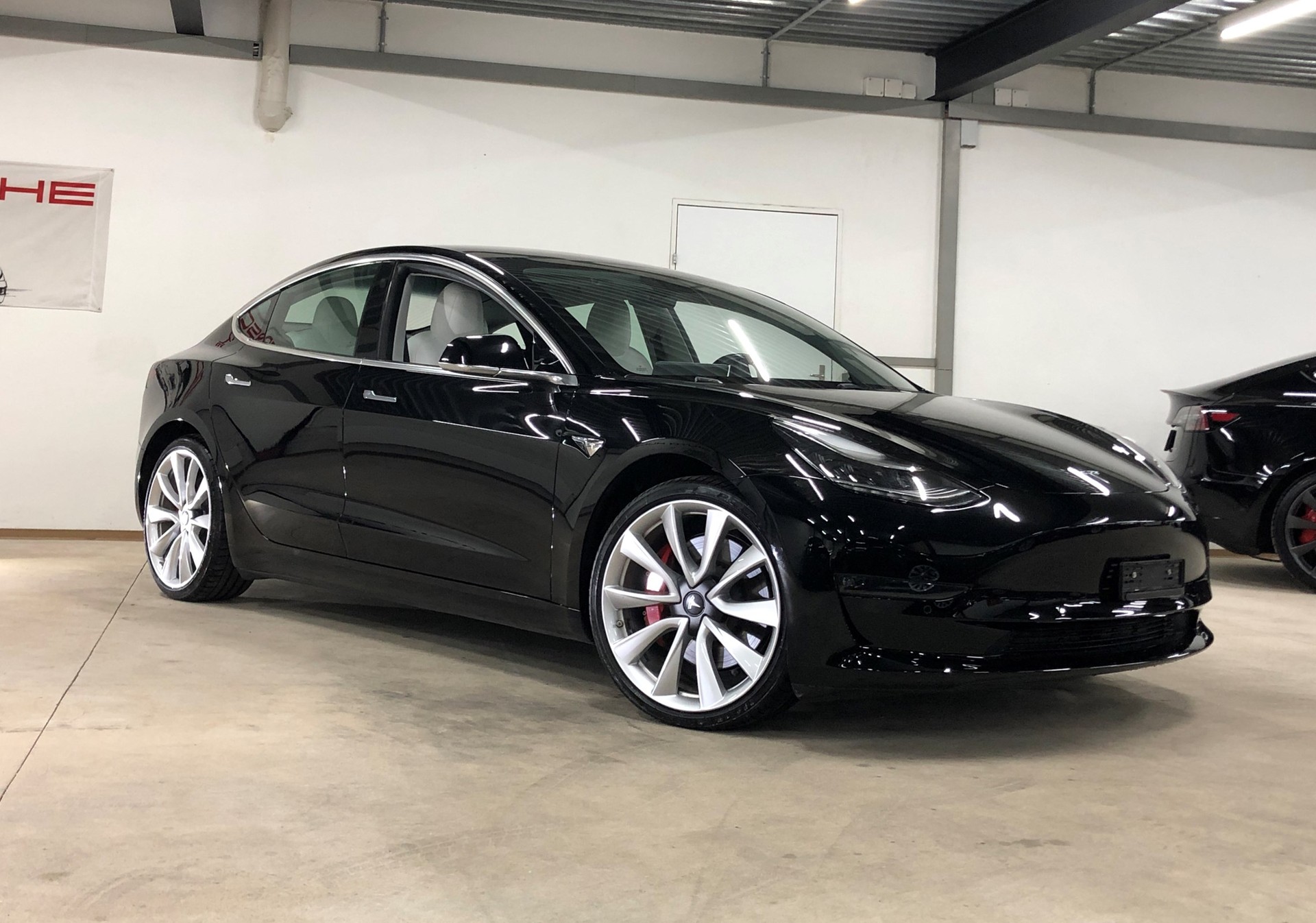TESLA Model 3 Performance 513PS Dual Motor AWD / Autopilot 3.0 inkl. FSD-image-3