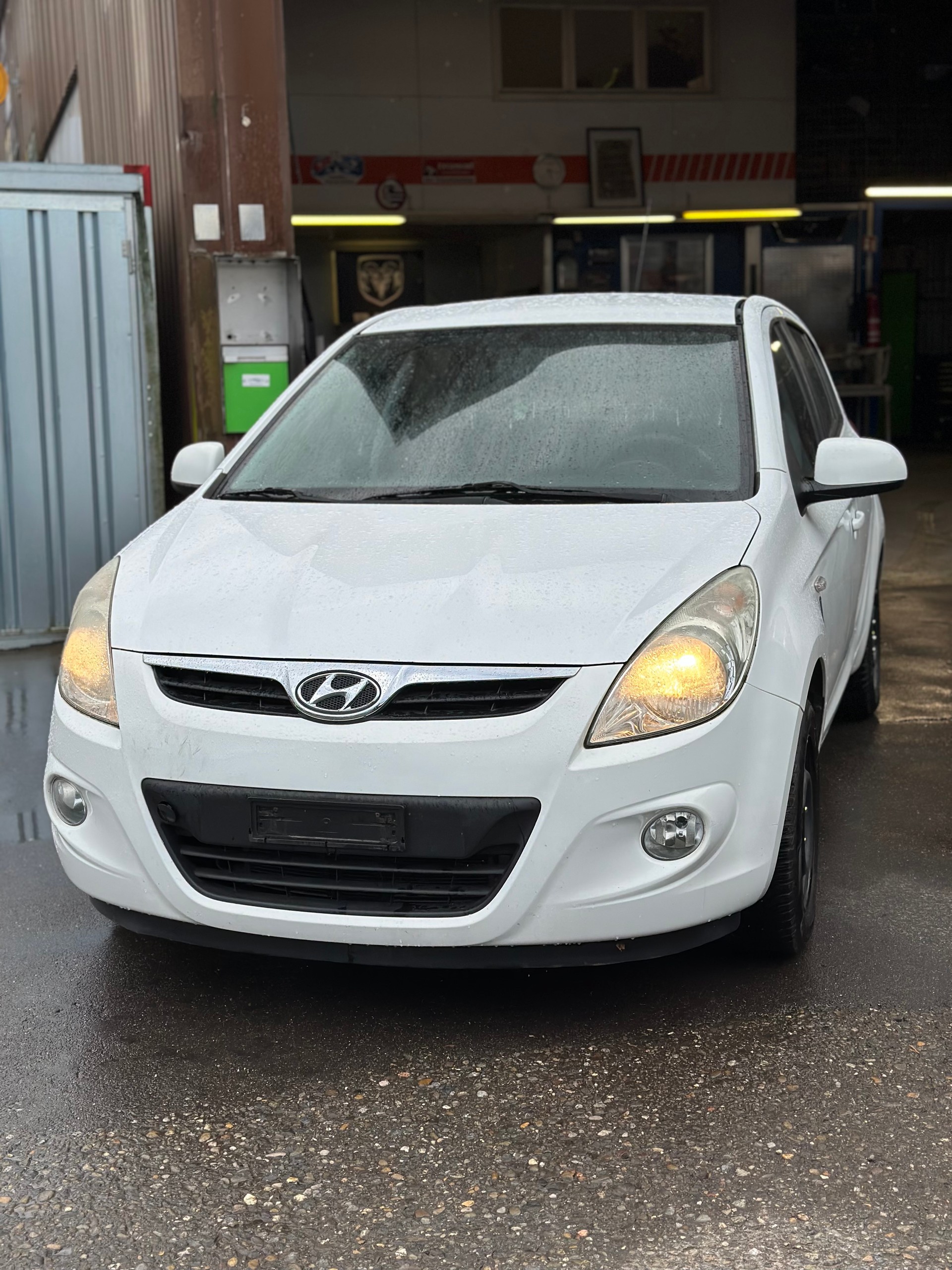 HYUNDAI i20 1.2 Comfort-image-6