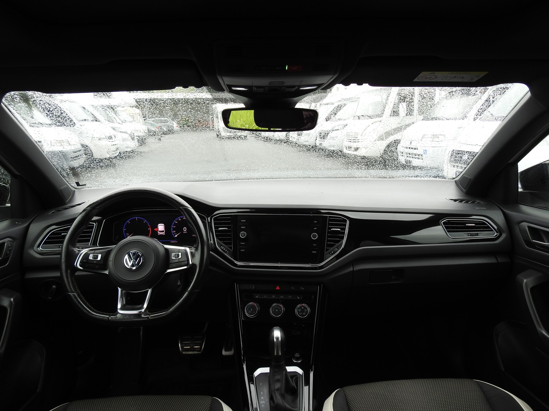 VW T-Roc 2.0 TDI SCR Sport DSG 4Motion-image-15