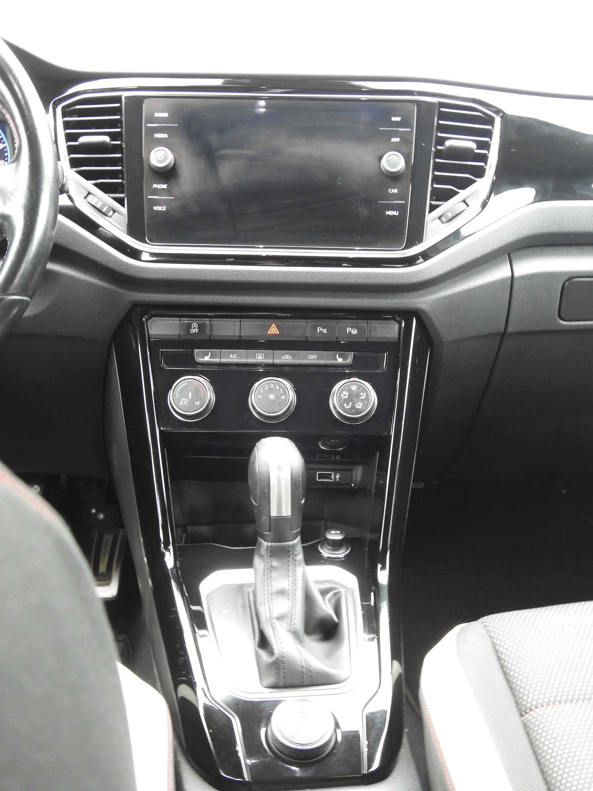 VW T-Roc 2.0 TDI SCR Sport DSG 4Motion-image-16
