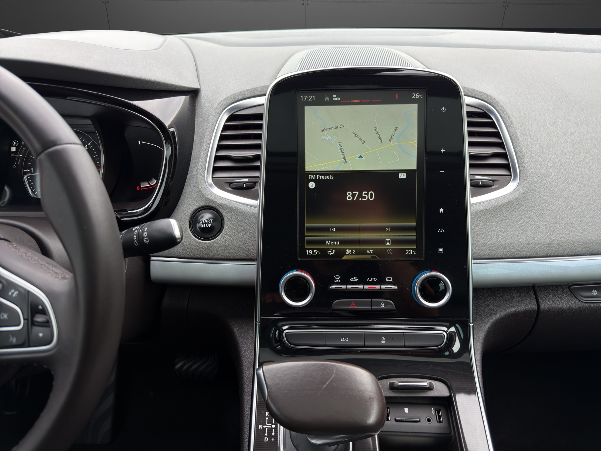 RENAULT Espace 1.6 dCi Intens EDC-image-11