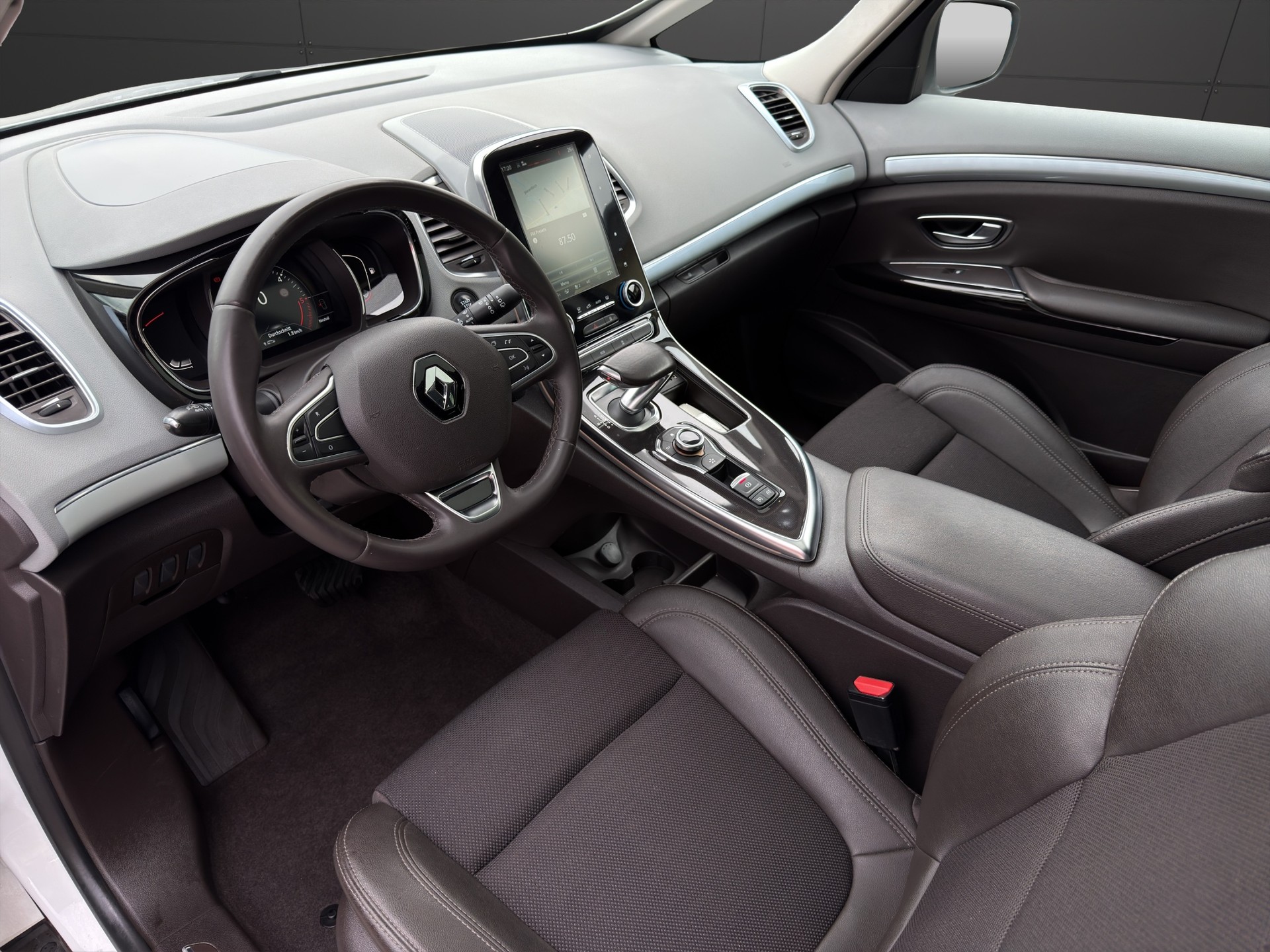 RENAULT Espace 1.6 dCi Intens EDC-image-9