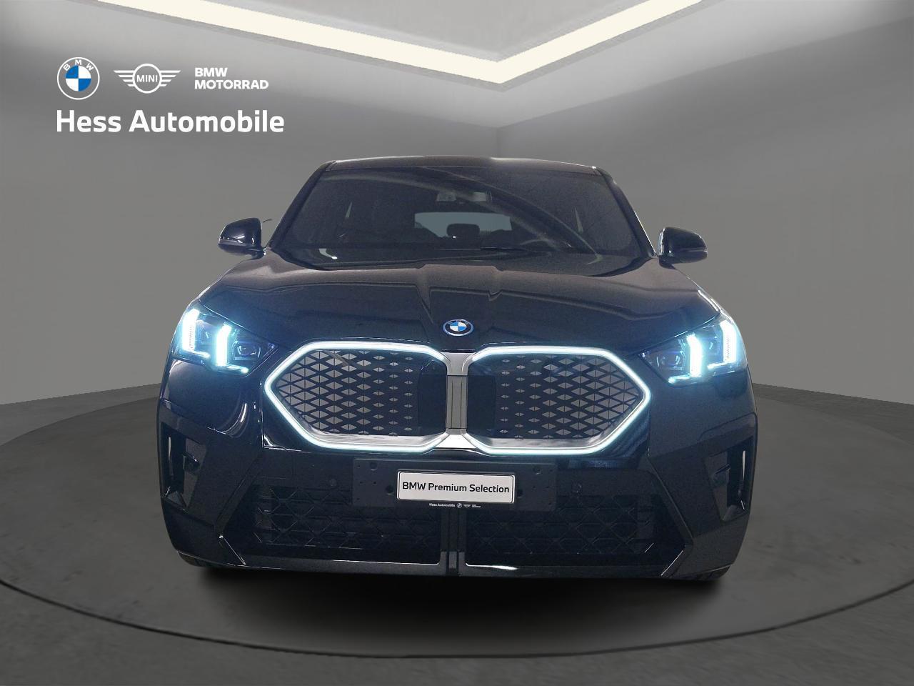 BMW iX2 30 xDrive M Sport-image-6