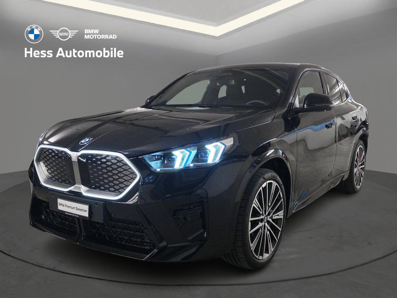 BMW iX2 30 xDrive M Sport-image-0