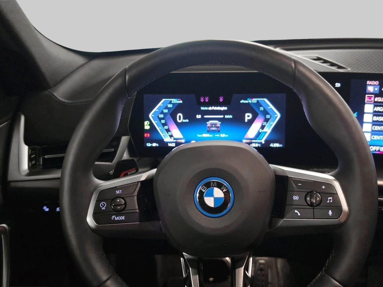 BMW iX2 30 xDrive M Sport-image-14